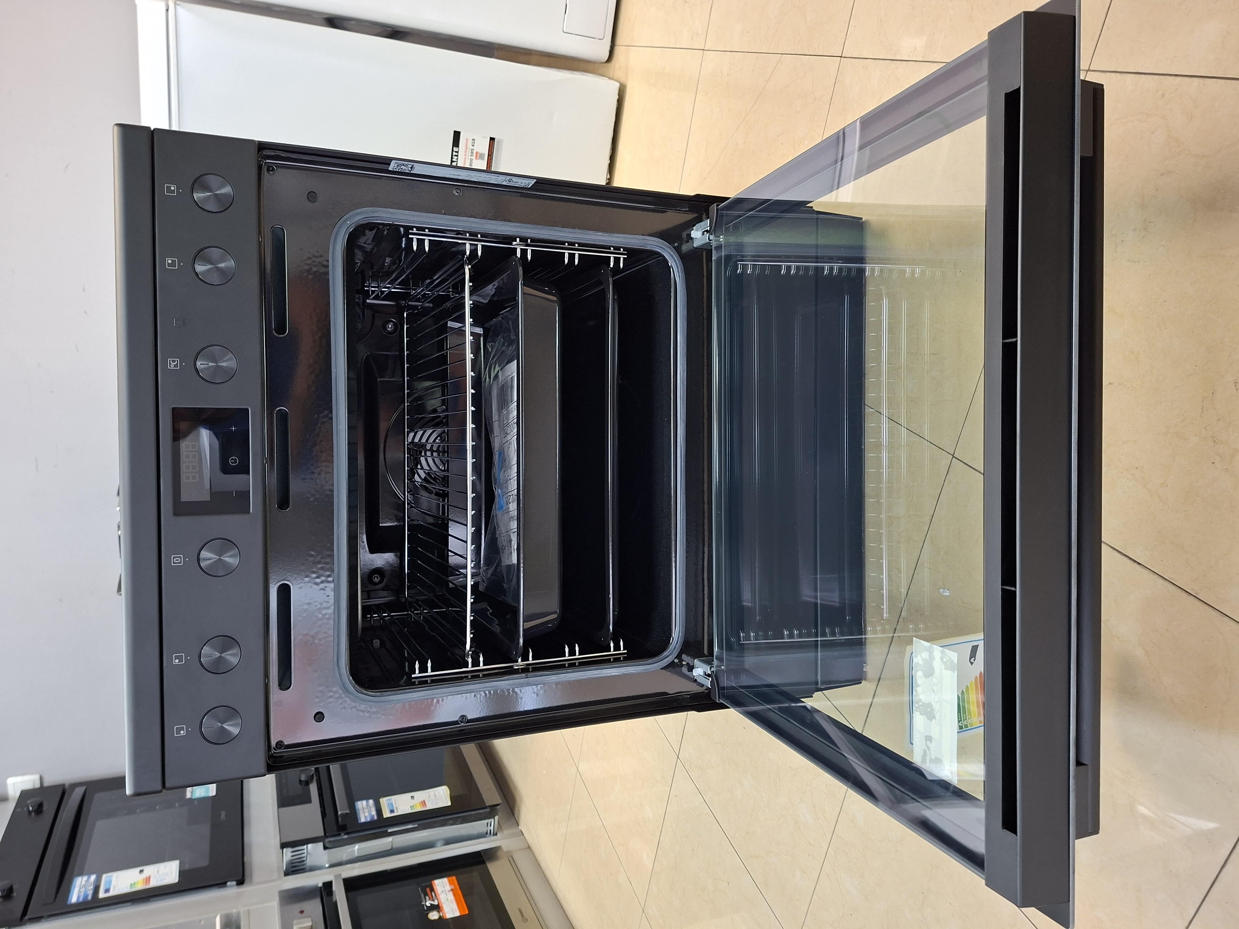 Šporet Electrolux  LKR64022MK , 60 cm