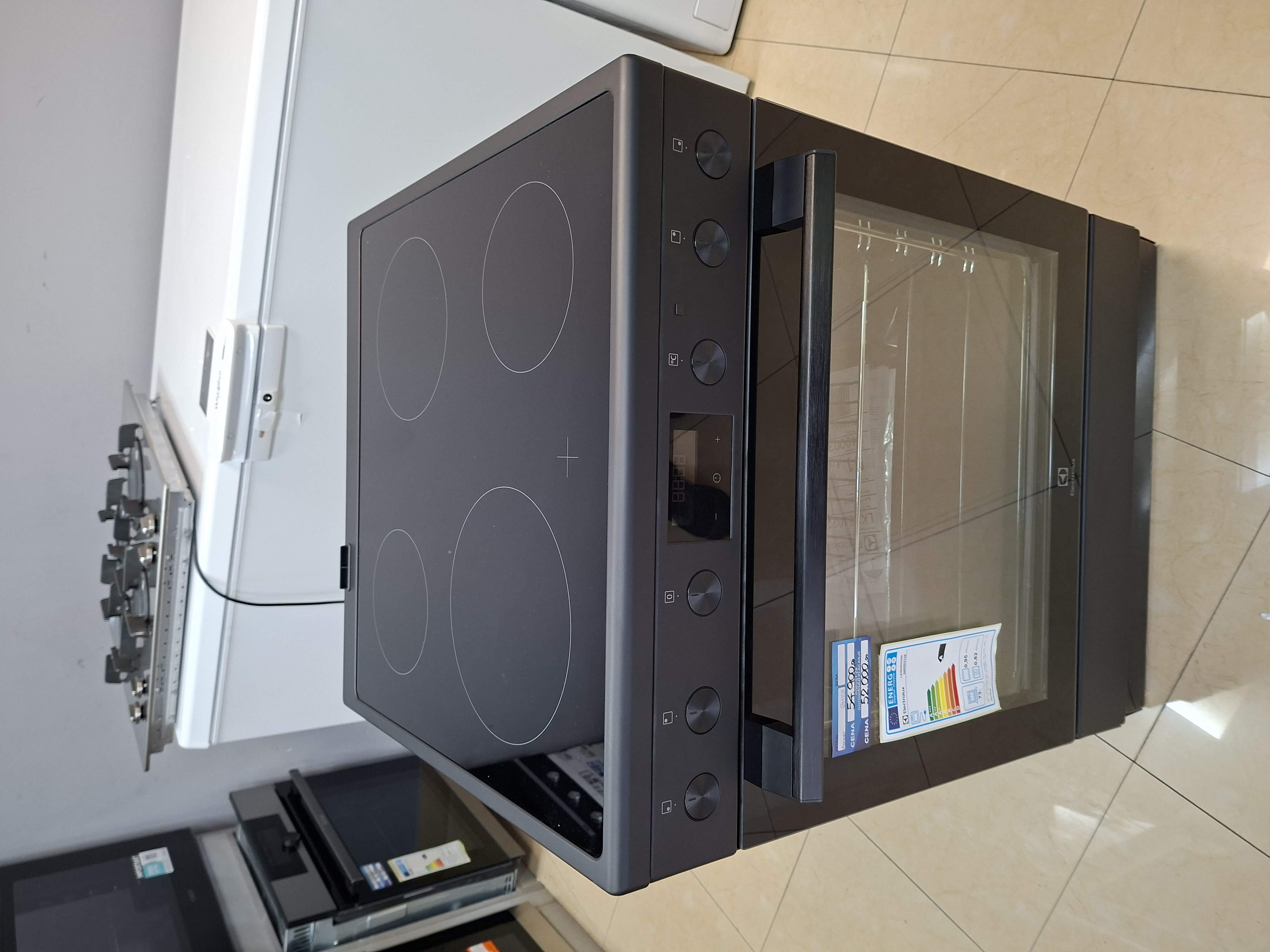 Šporet Electrolux  LKR64022MK , 60 cm