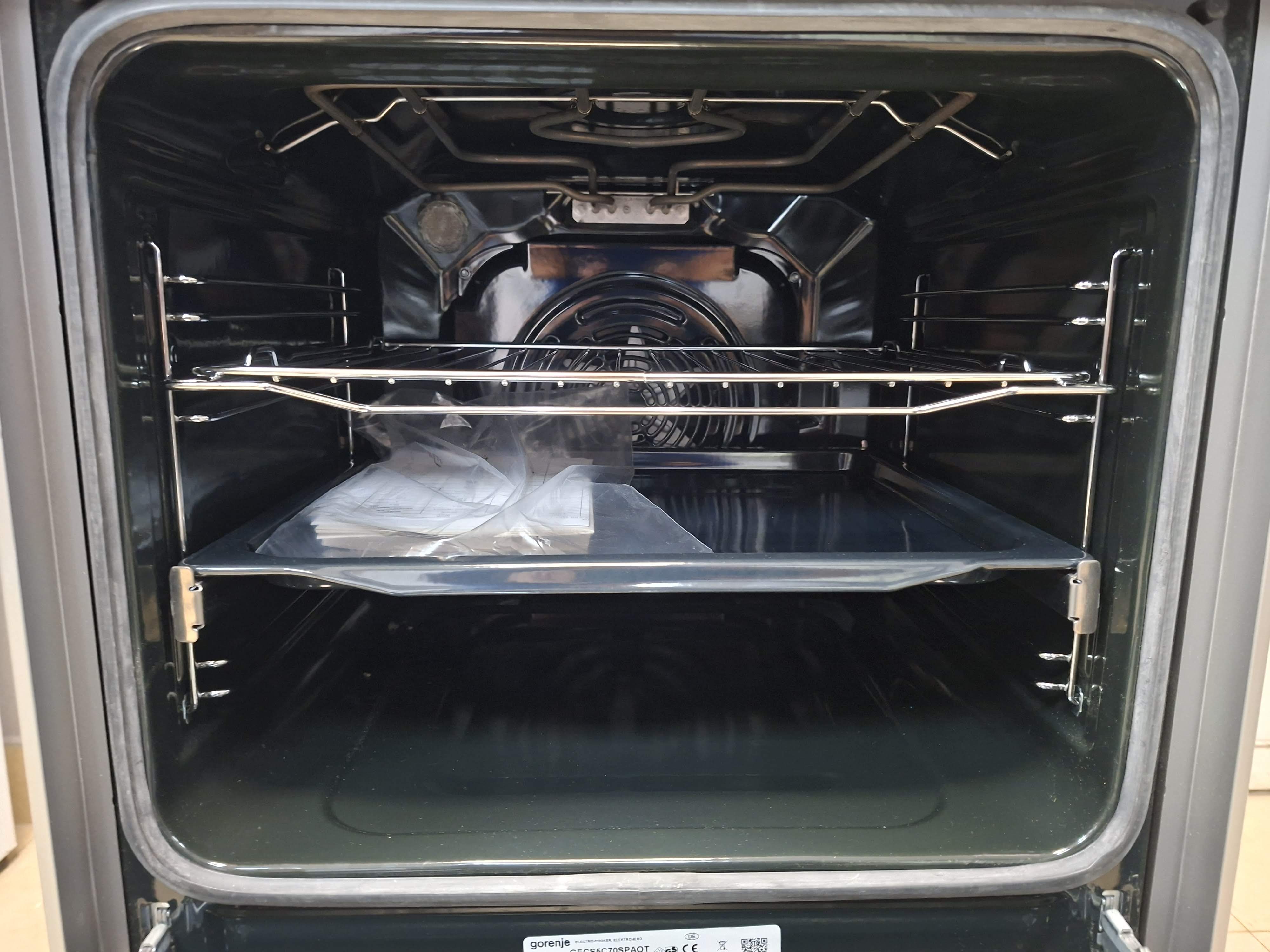 Šporet Gorenje GECS5C70SPAOT , 50 cm.