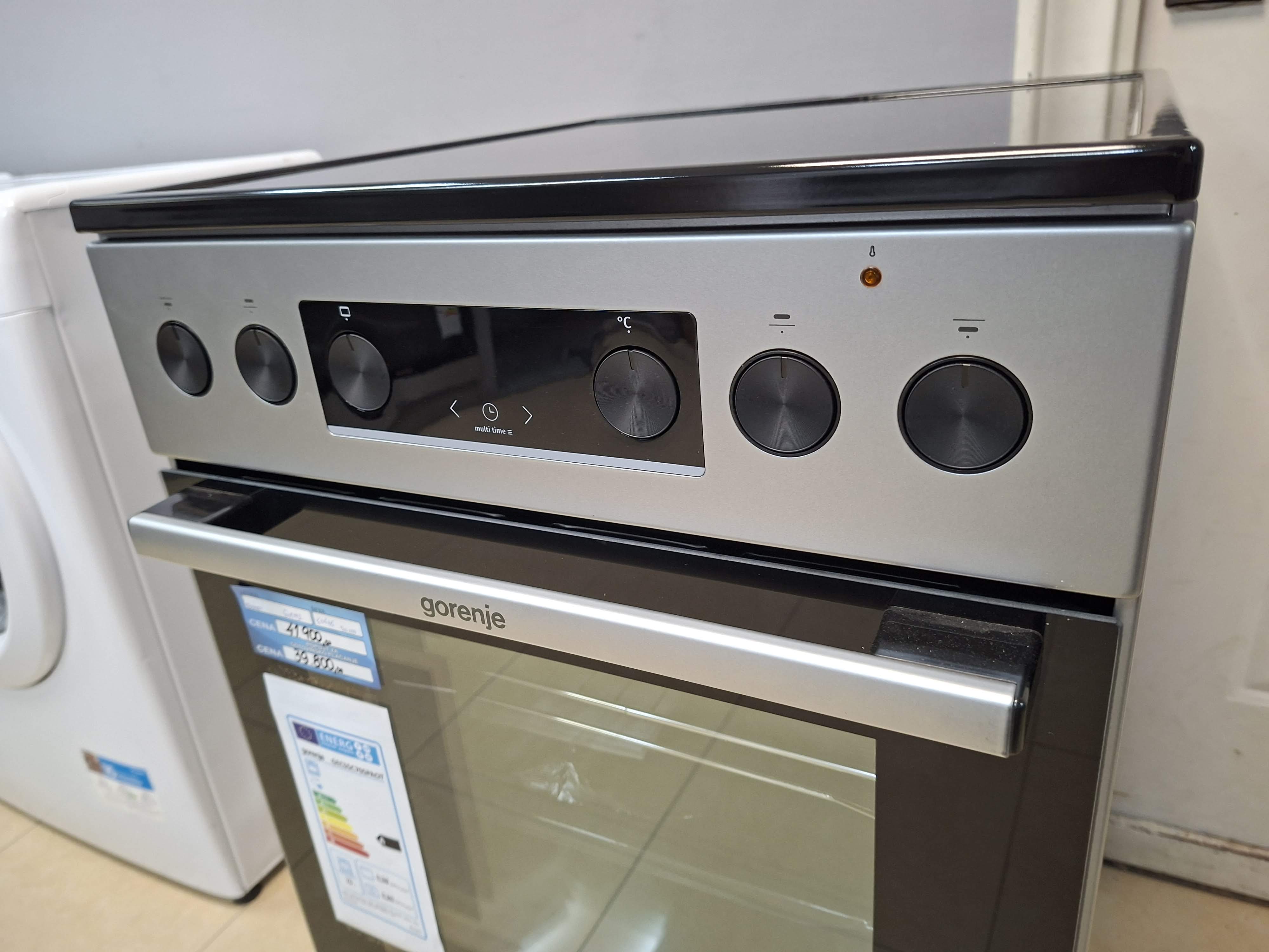 Šporet Gorenje GECS5C70SPAOT , 50 cm.