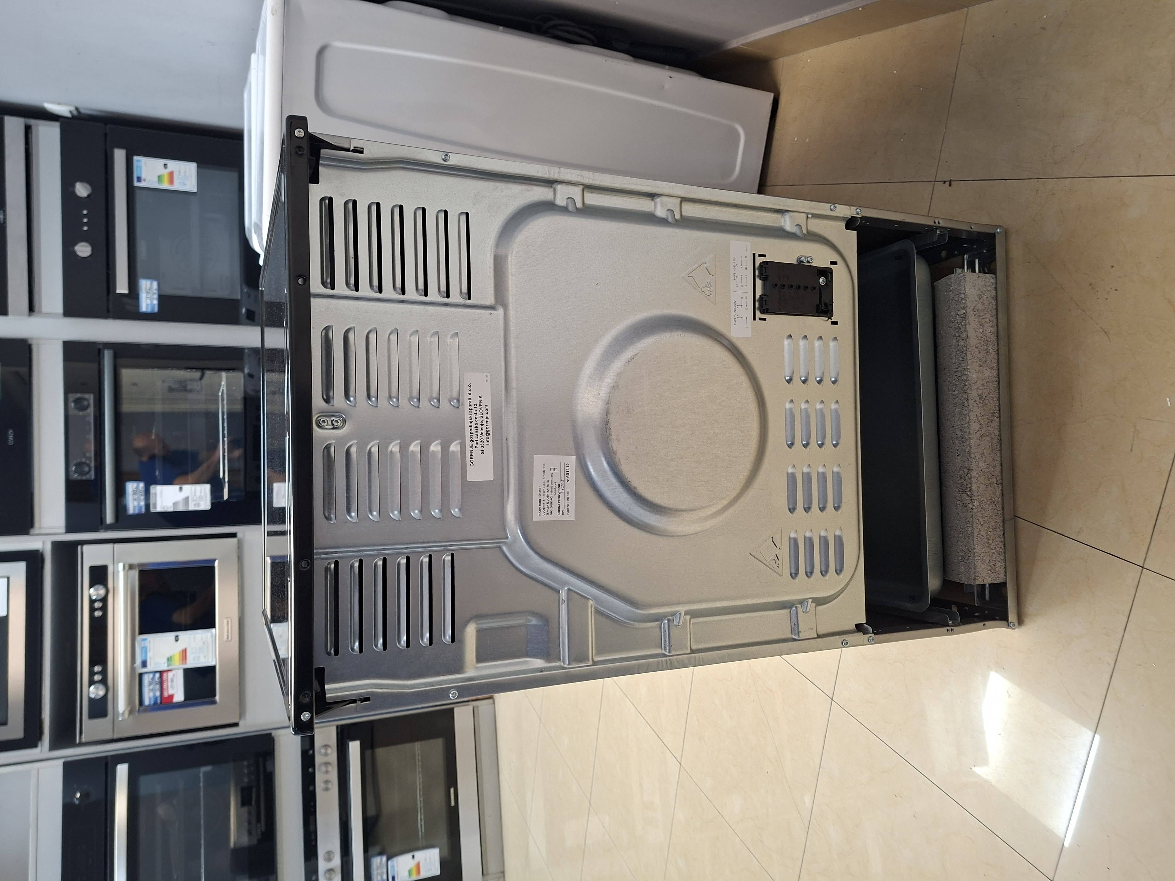 Šporet Gorenje GECS5C70SPAOT , 50 cm.