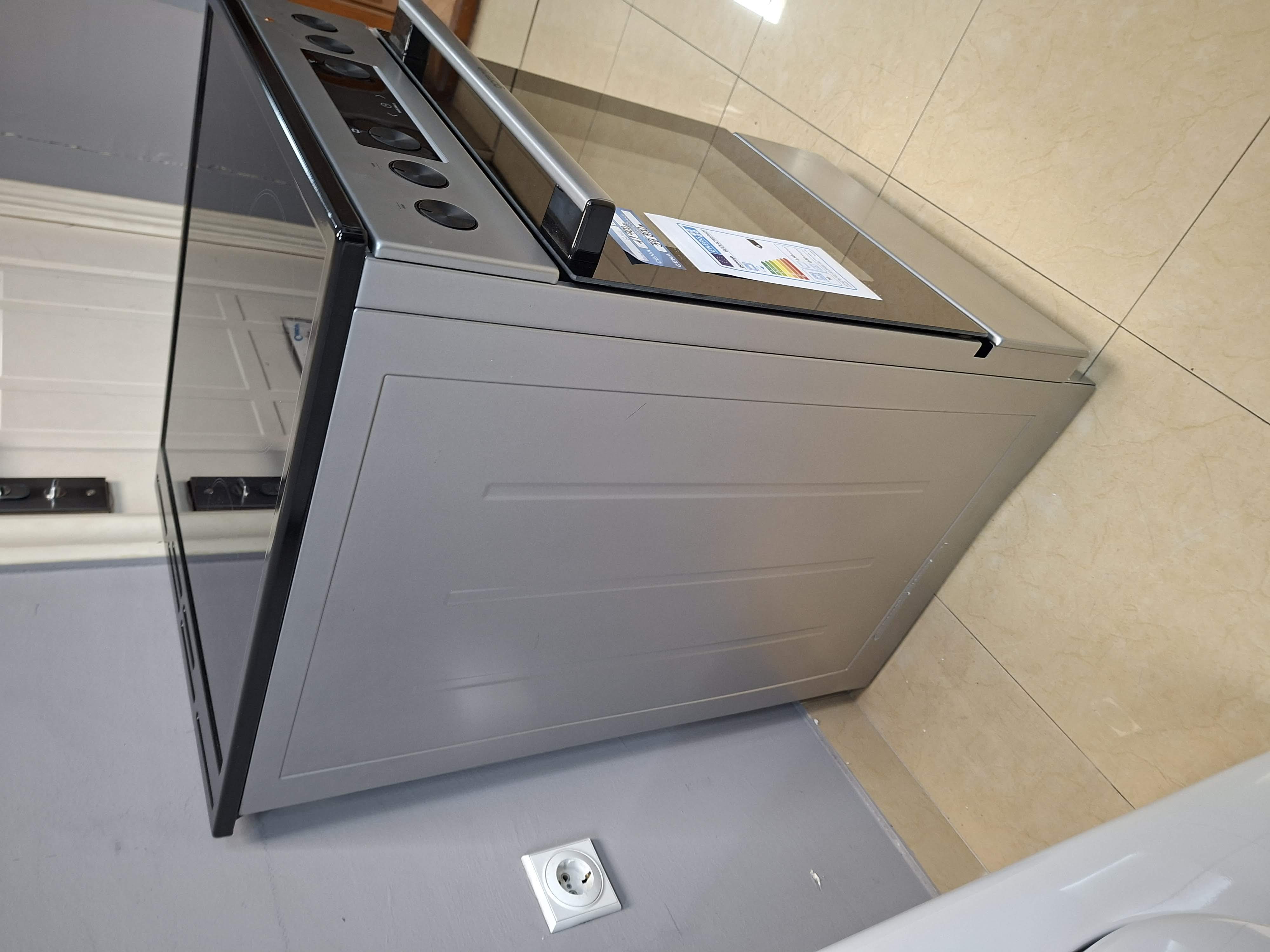 Šporet Gorenje GECS5C70SPAOT , 50 cm.