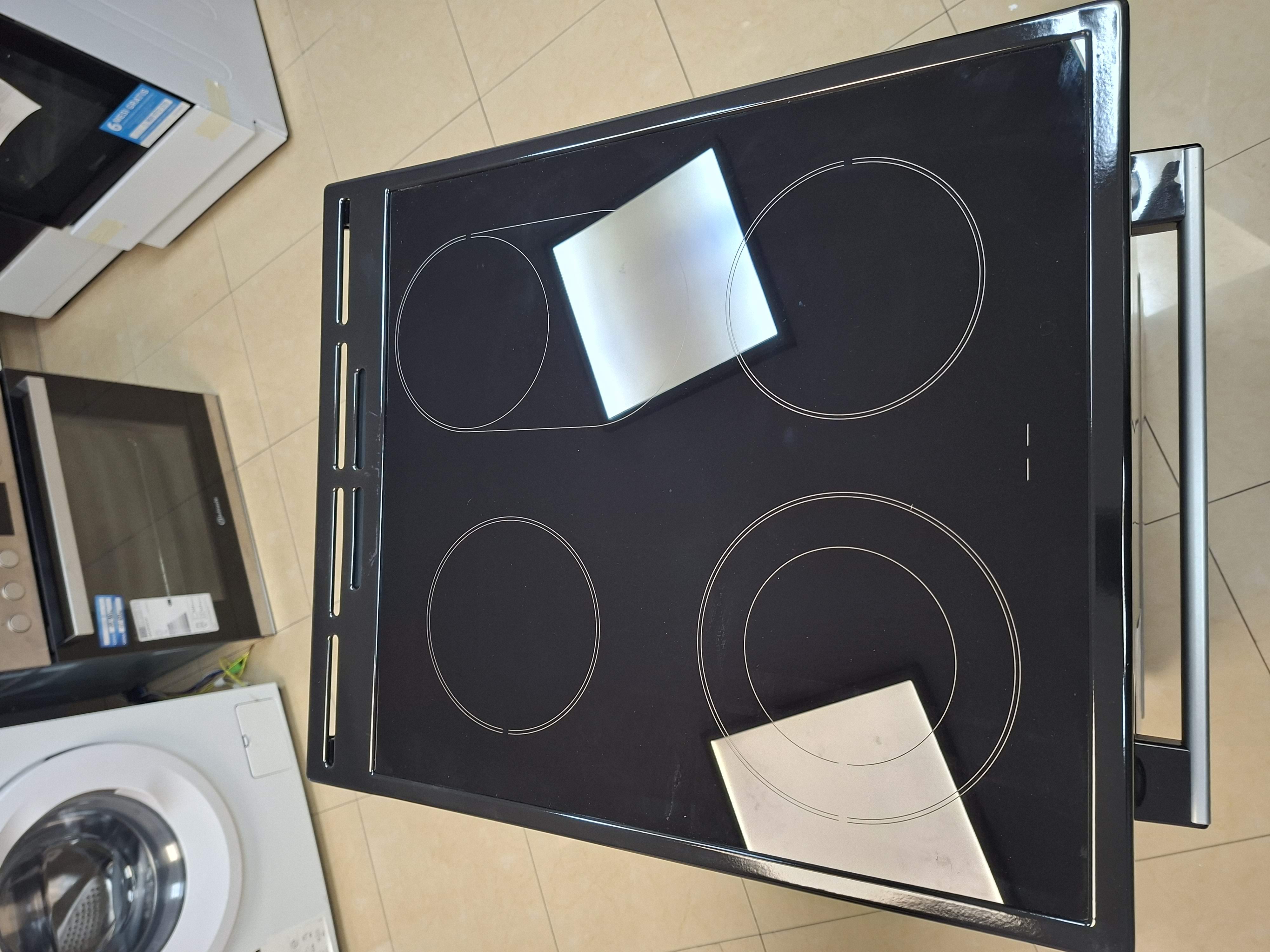 Šporet Gorenje GECS5C70SPAOT , 50 cm.