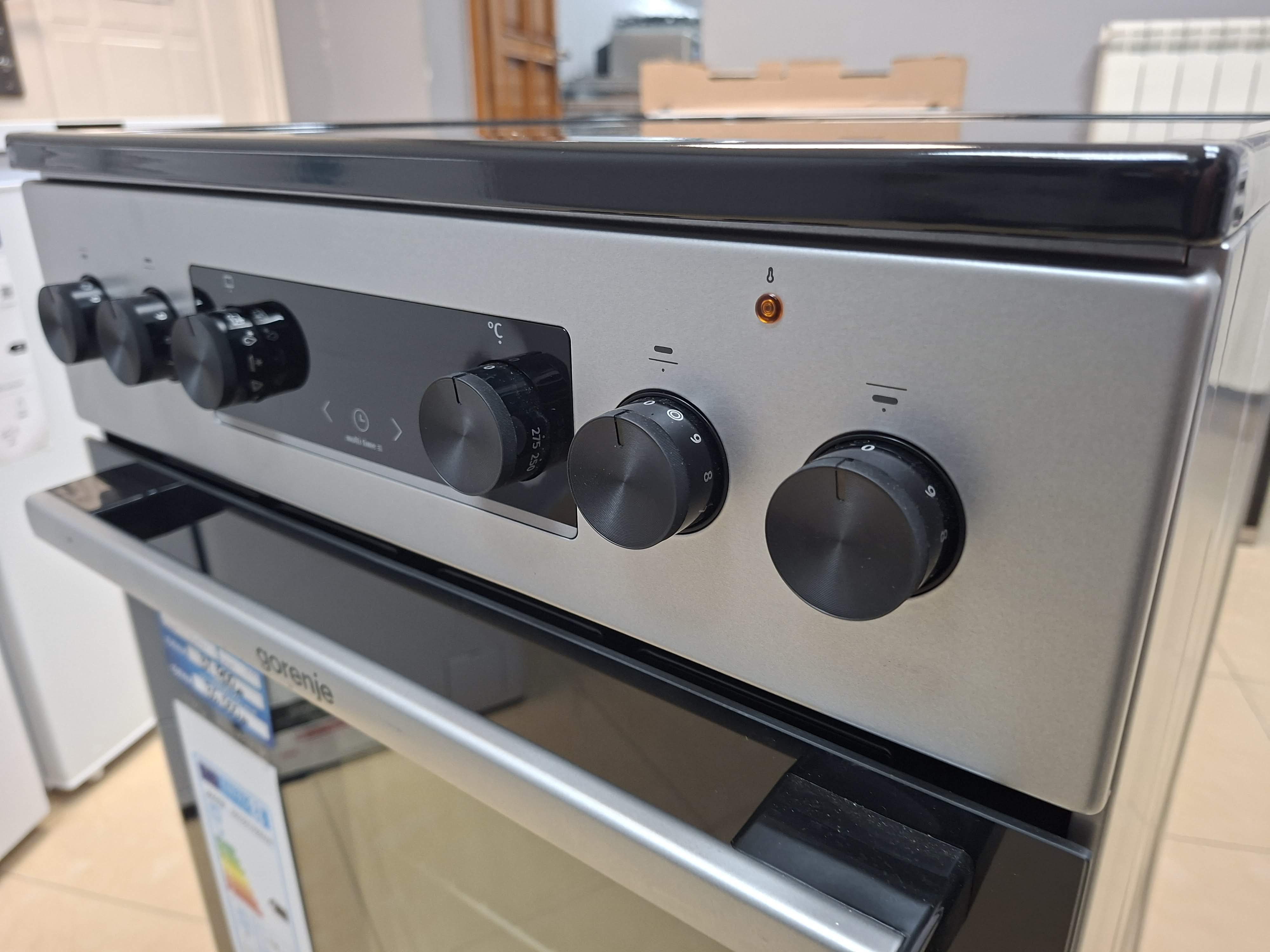 Šporet Gorenje GECS5C70SPAOT , 50 cm.