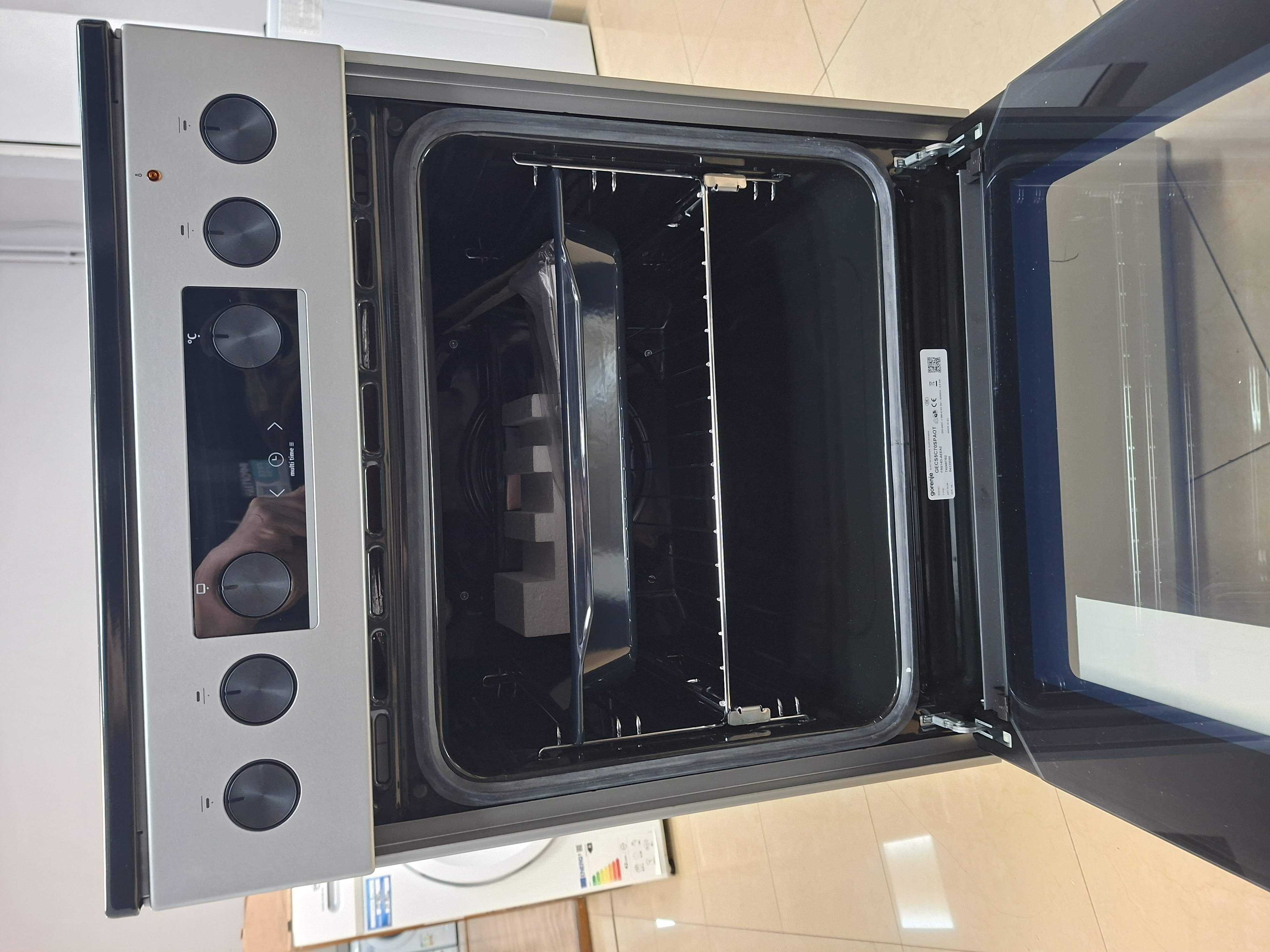 Šporet Gorenje GECS5C70SPAOT , 50 cm.