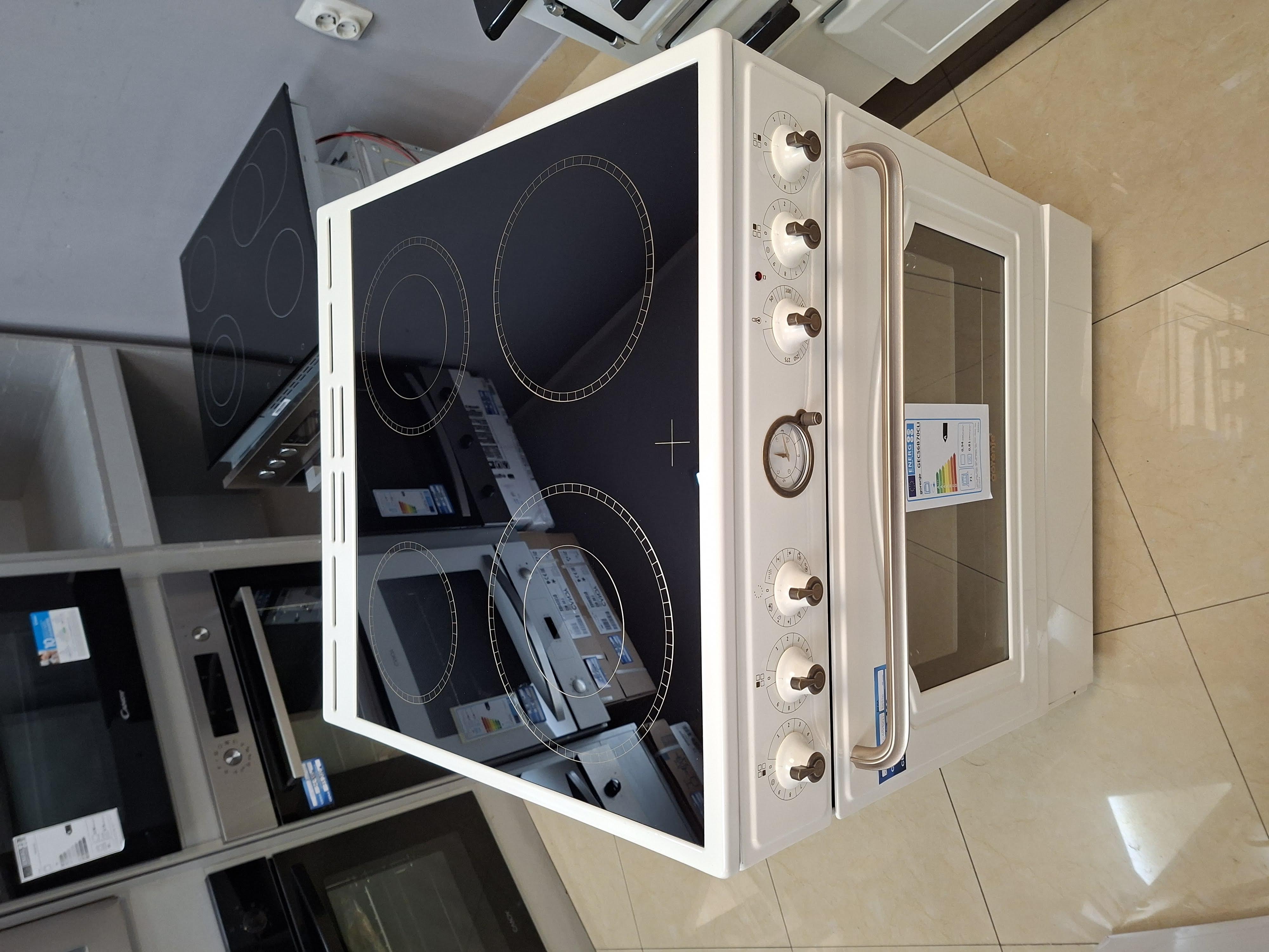 Šporet Gorenje GECS6B70CLI , 71l