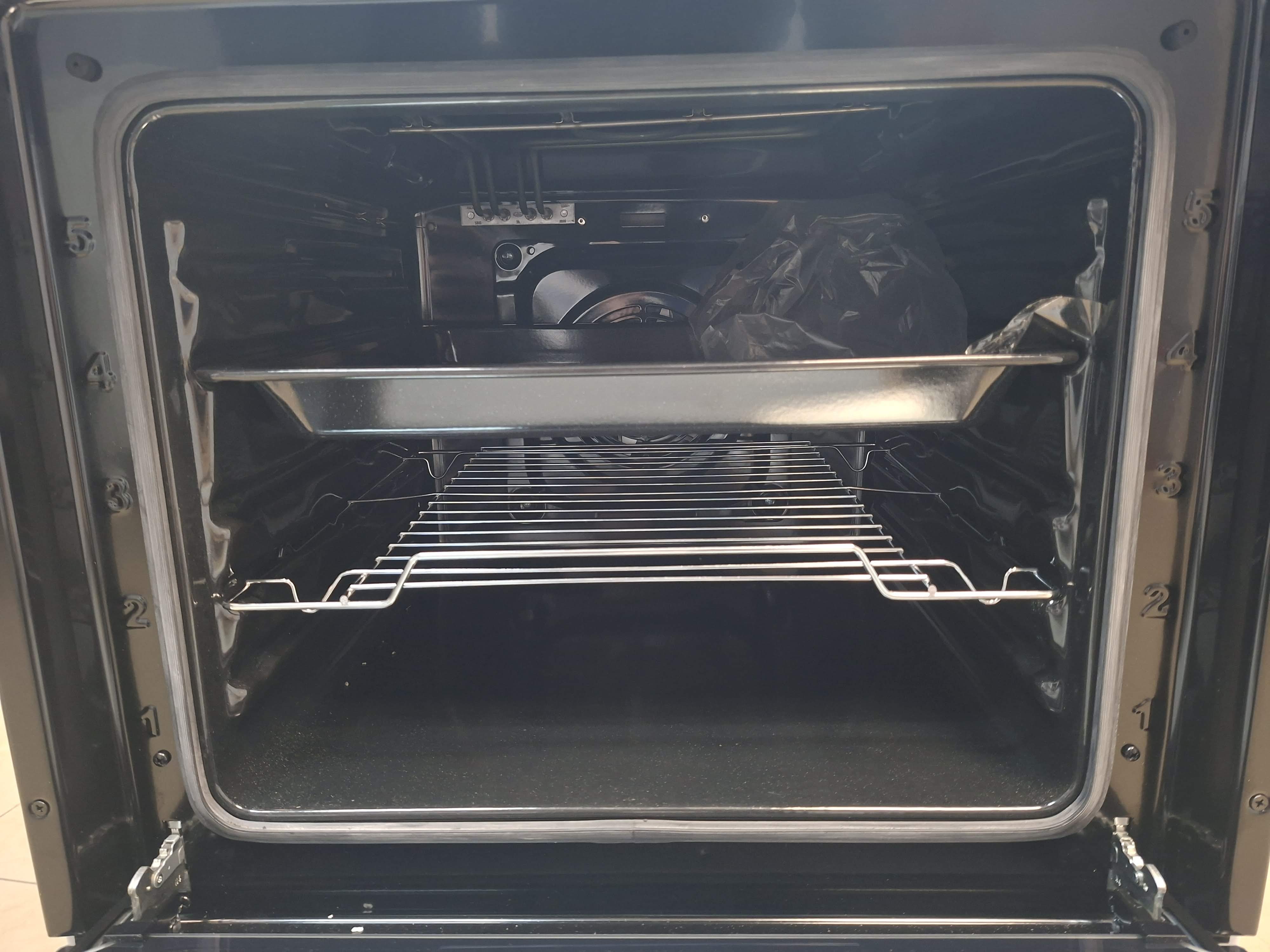 Šporet Hansa FCCW680009 , 60 cm.