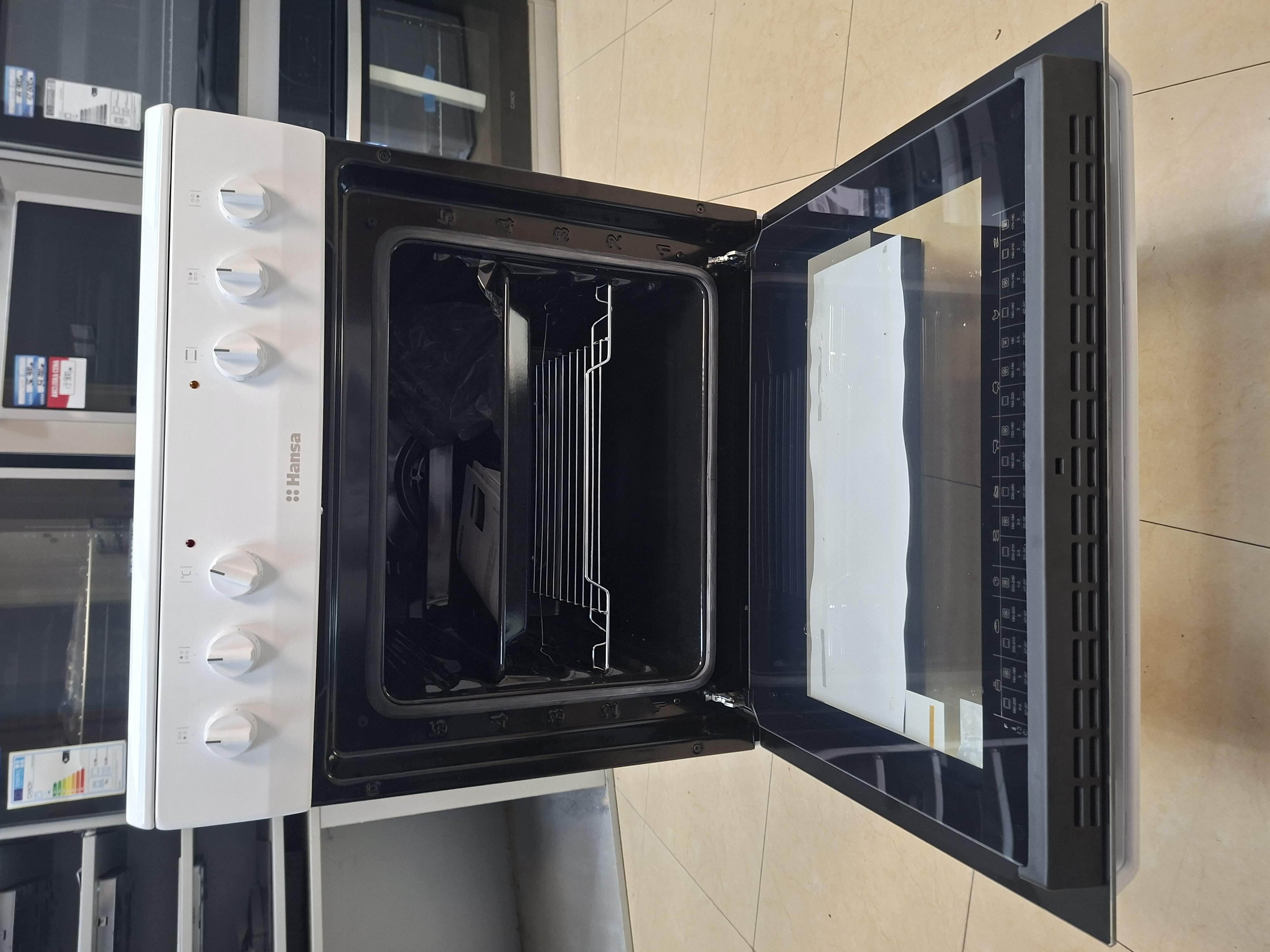 Šporet Hansa FCCW680009 , 60 cm.