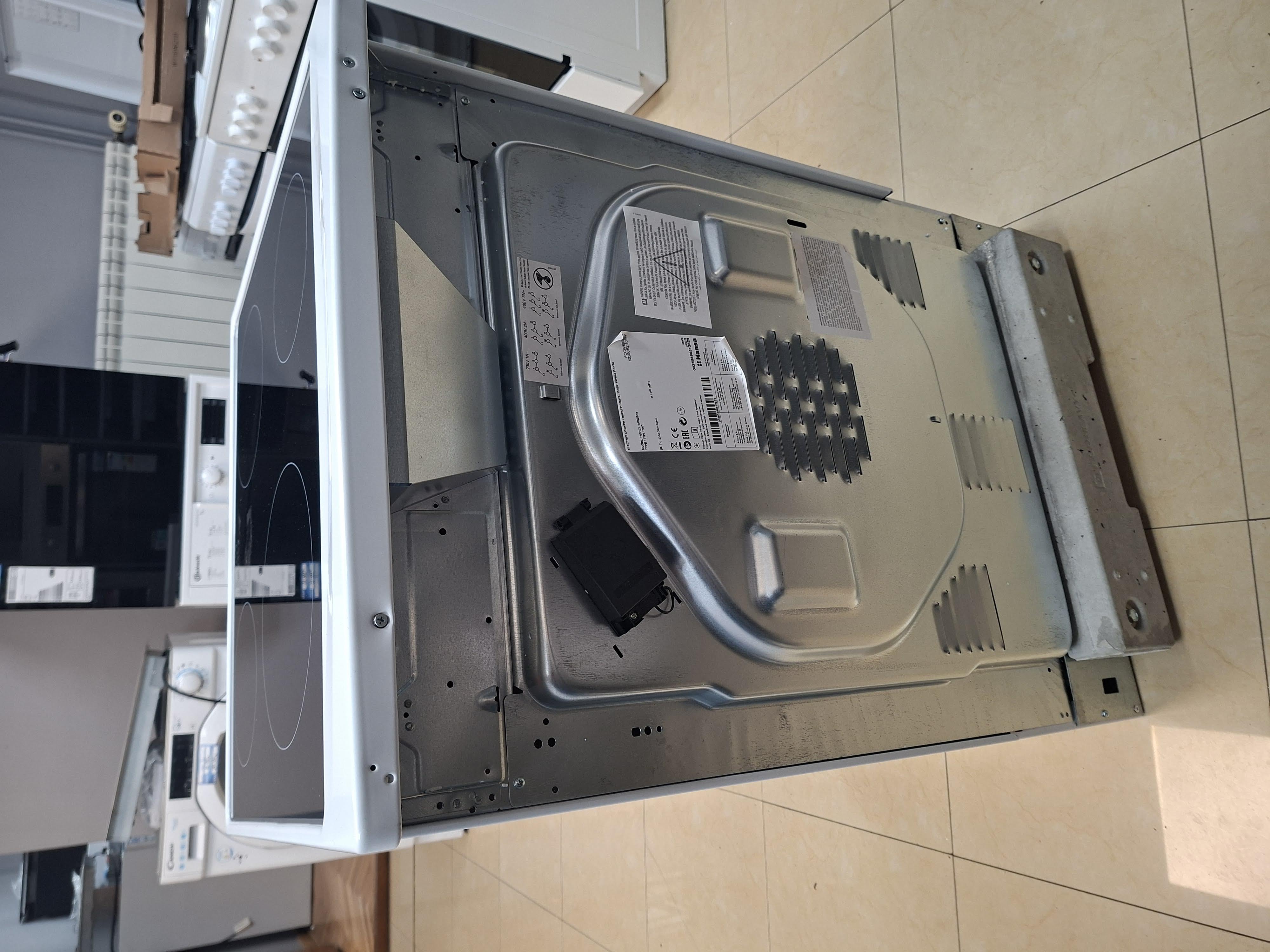 Šporet Hansa FCCW680009 , 60 cm.