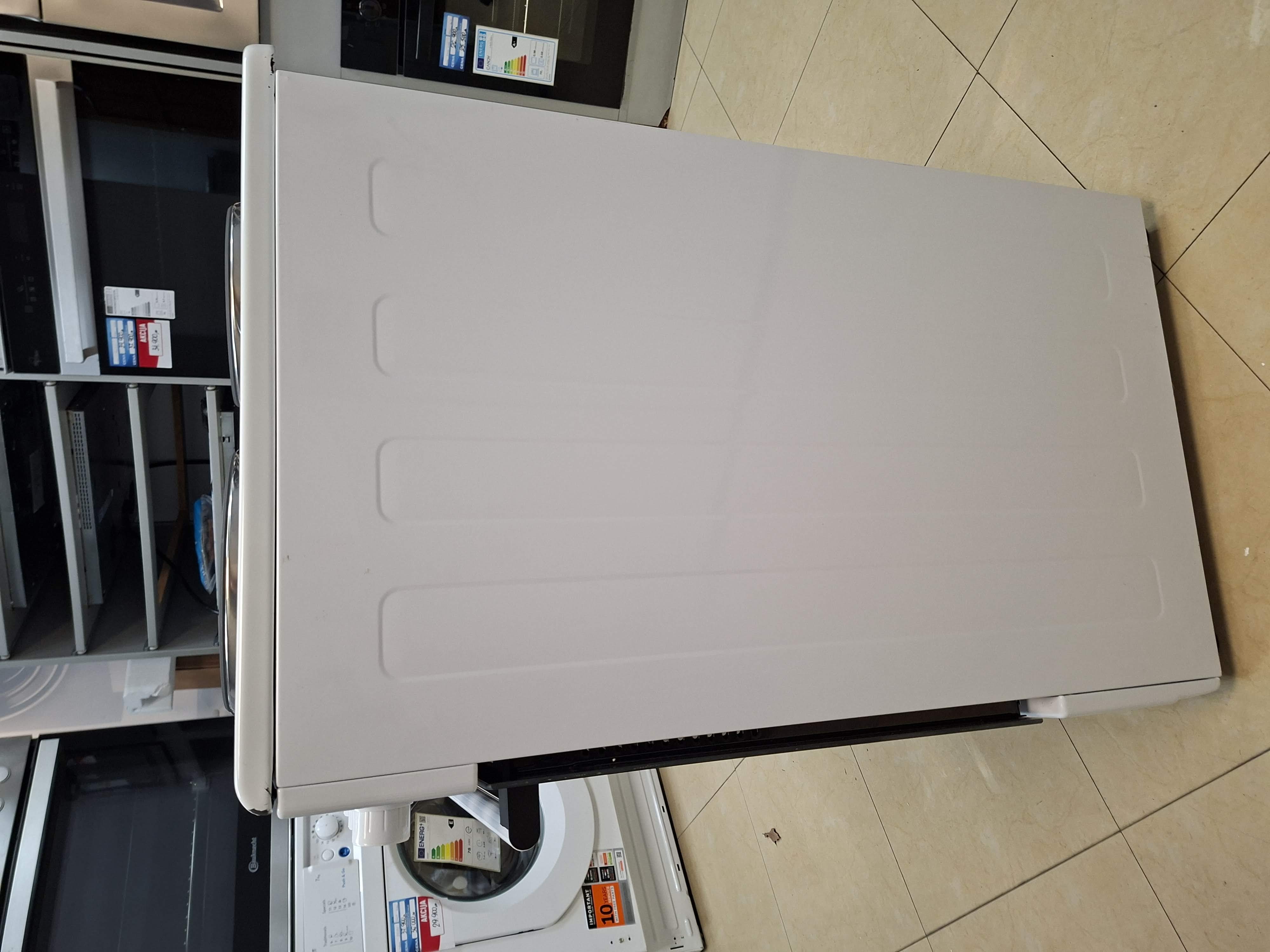 Šporet Tesla CS5400SV , 48L