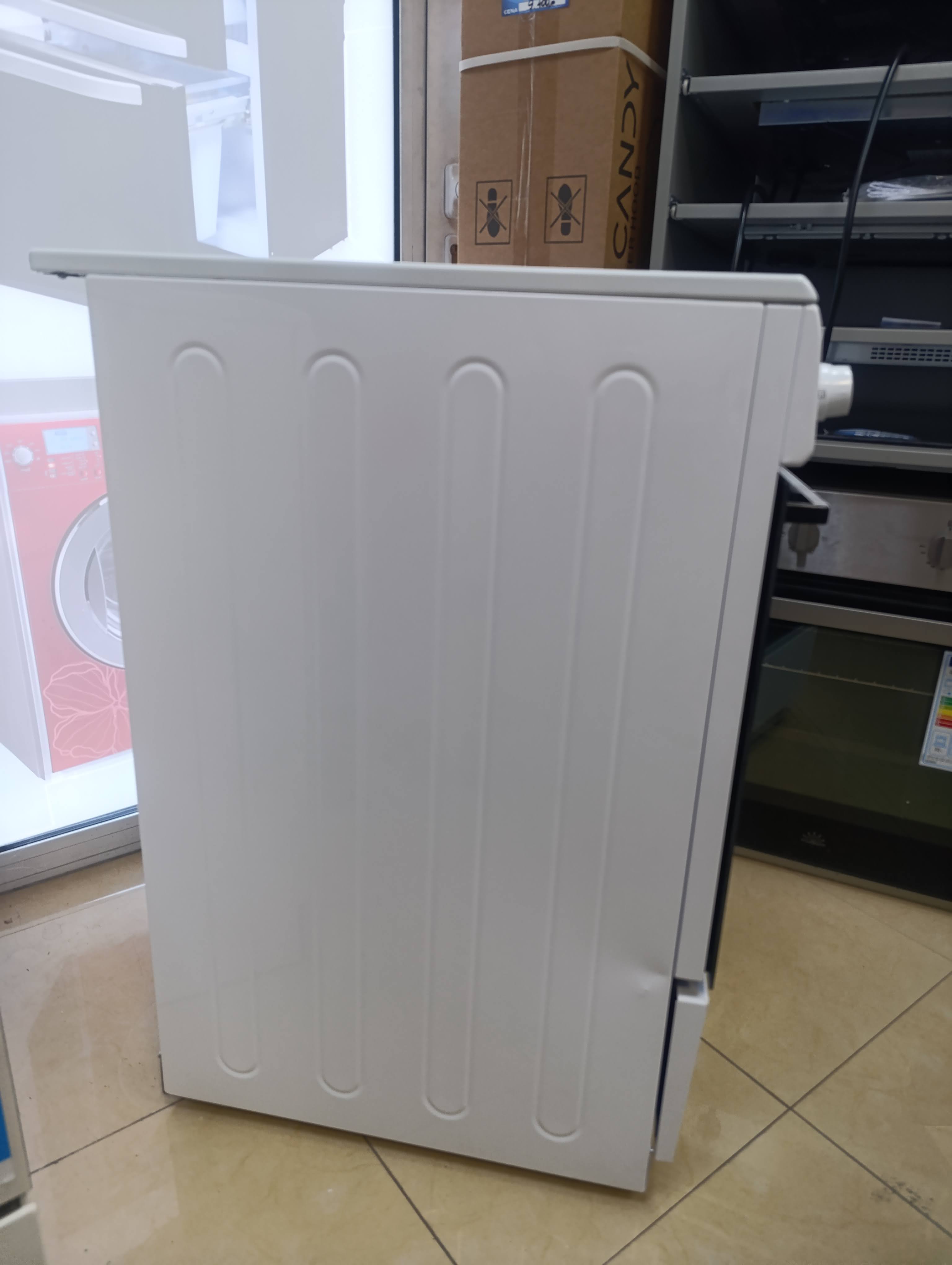 Šporet Vox CHT5000WBF , 50cm
