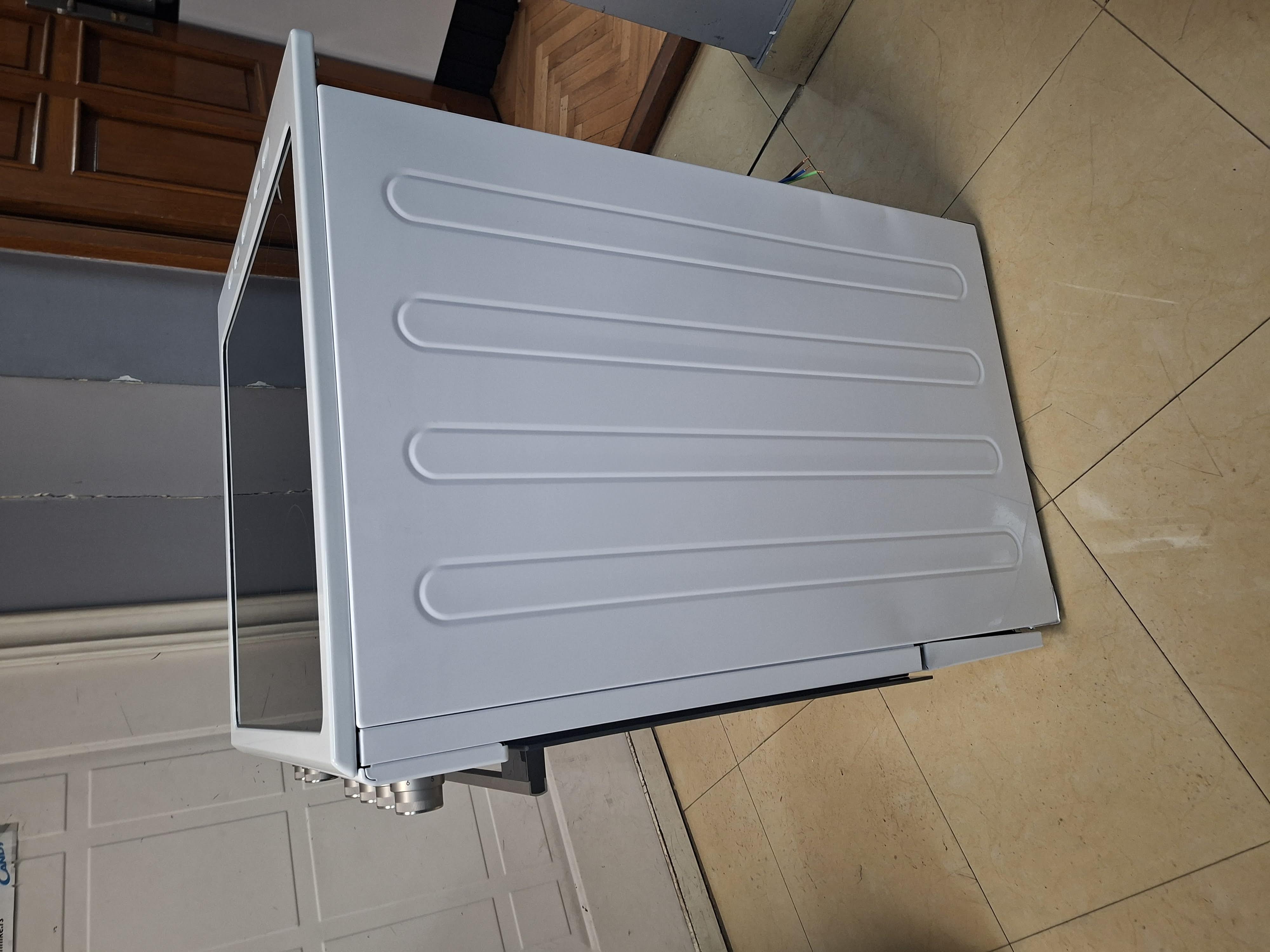 Šporet Vox CTR 6355 WQ , 69 litara, 60cm