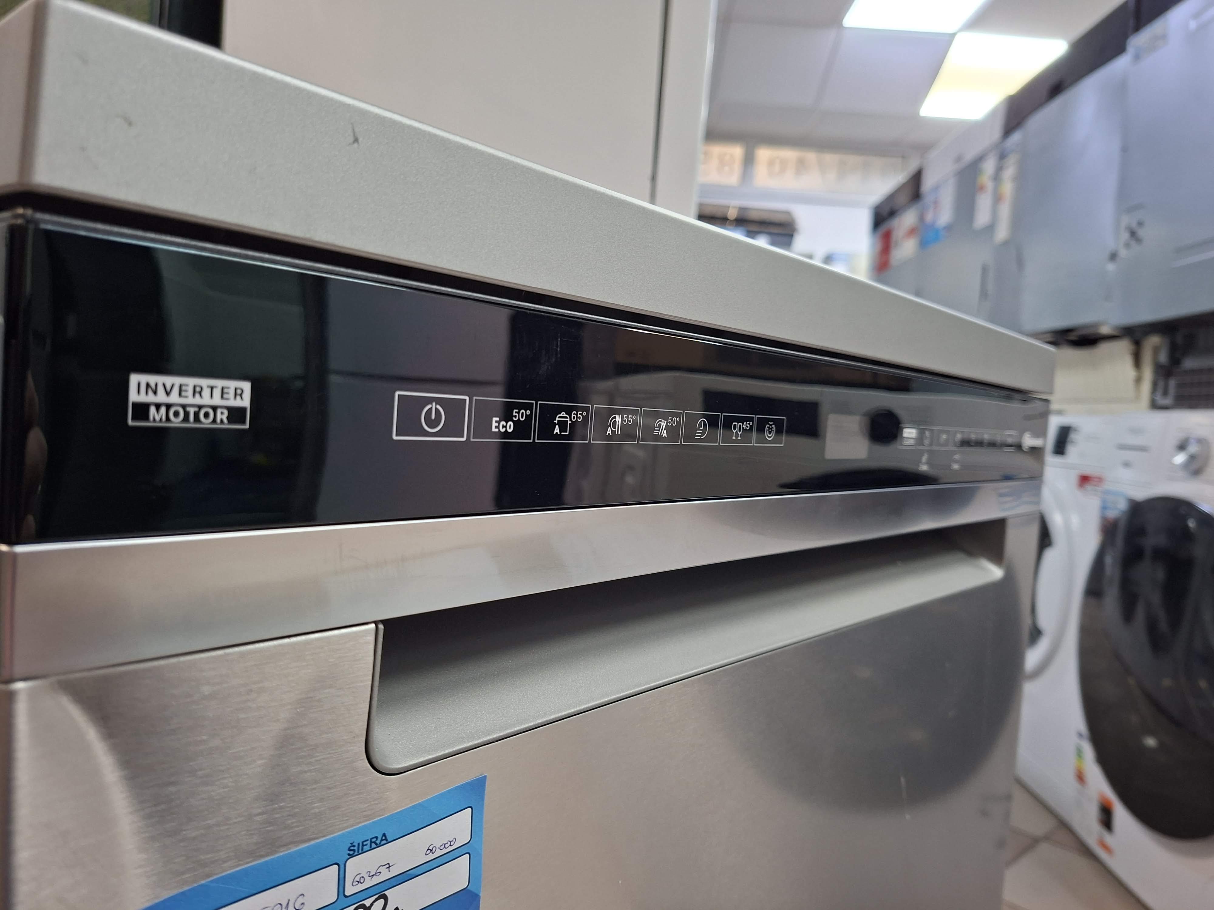 Sudo mašina Bauknecht  B7F HS51 X , 15 kompleta