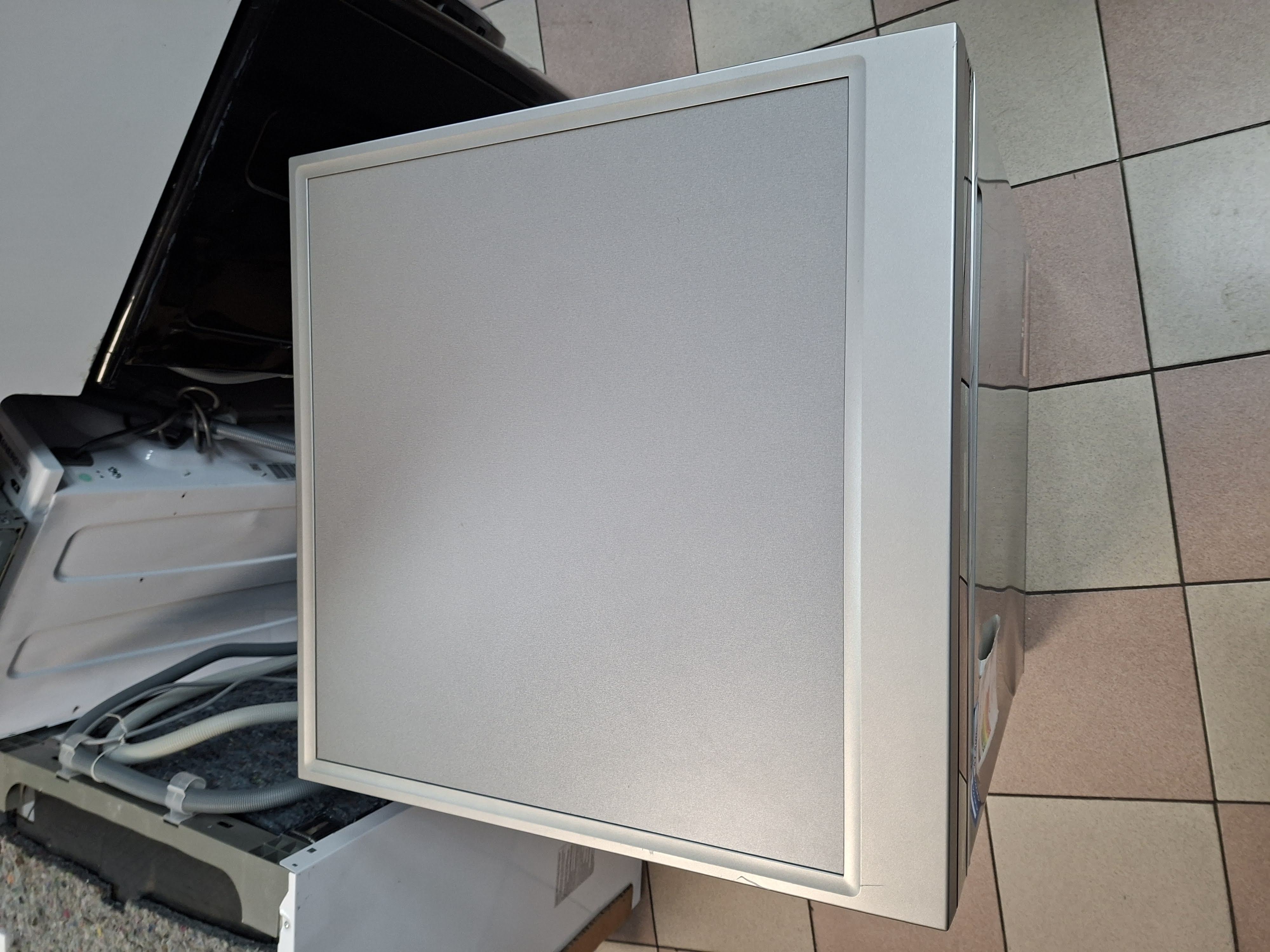 Sudo mašina Bauknecht  B7F HS51 X , 15 kompleta