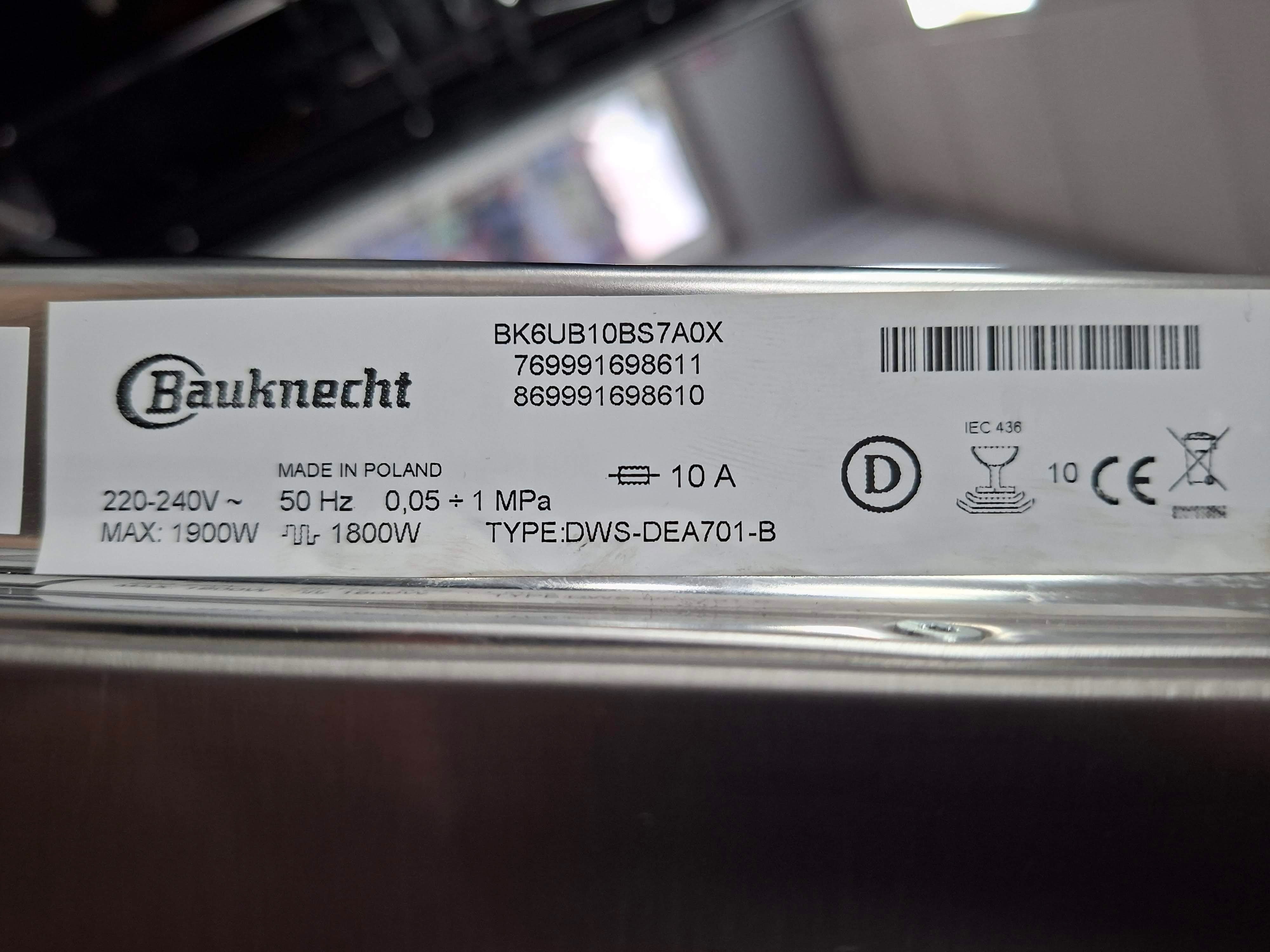 Sudo mašina Bauknecht BK6UB10BS7A0X , 10 kompleta