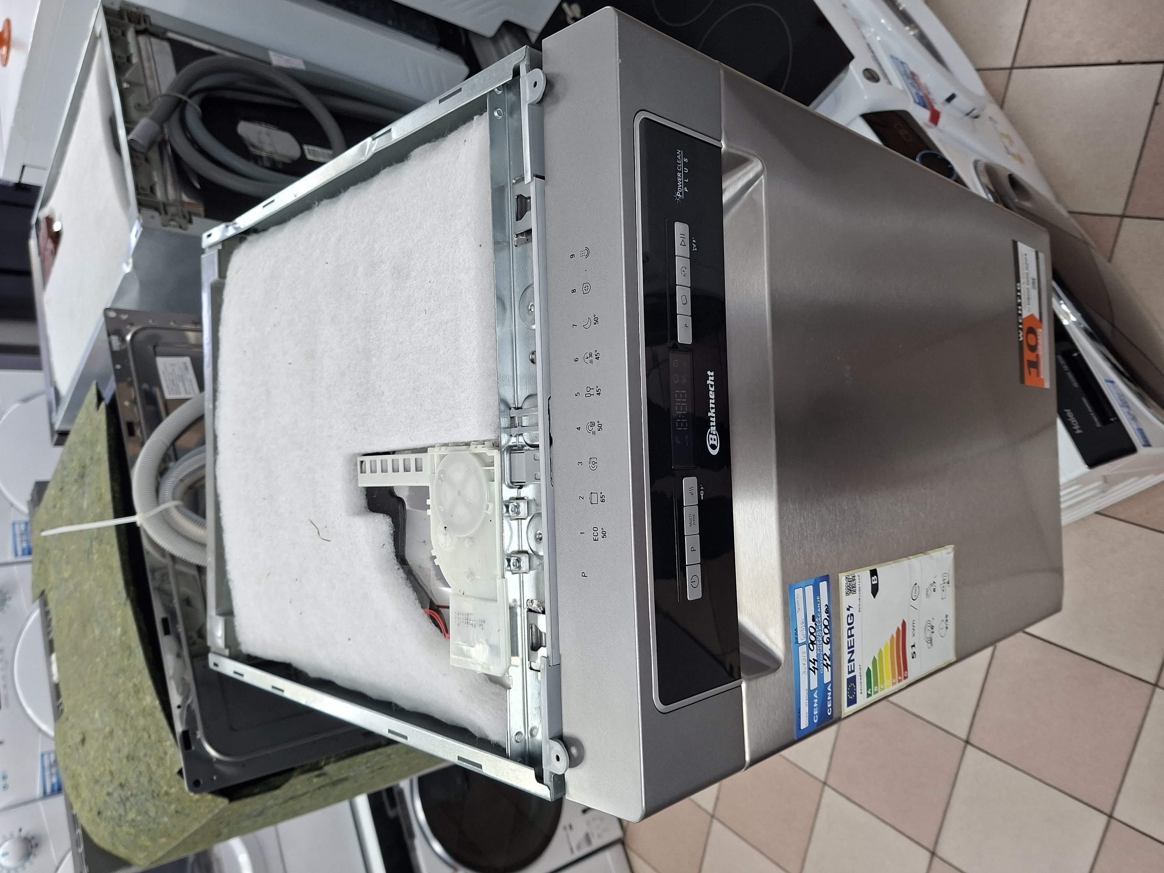 Sudo mašina Bauknecht BK6UB10BS7A0X , 10 kompleta