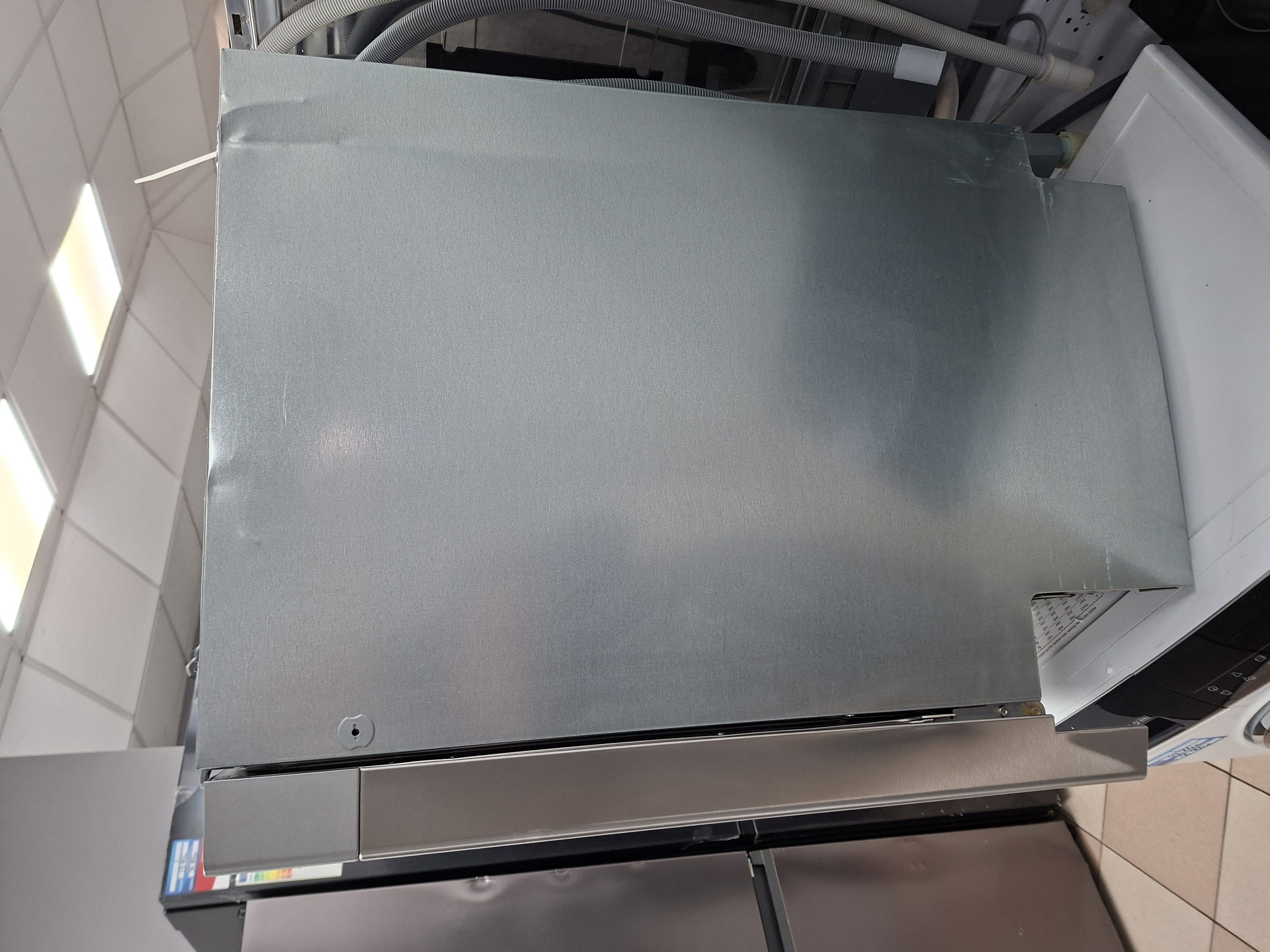 Sudo mašina Bauknecht BK6UB10BS7A0X , 10 kompleta