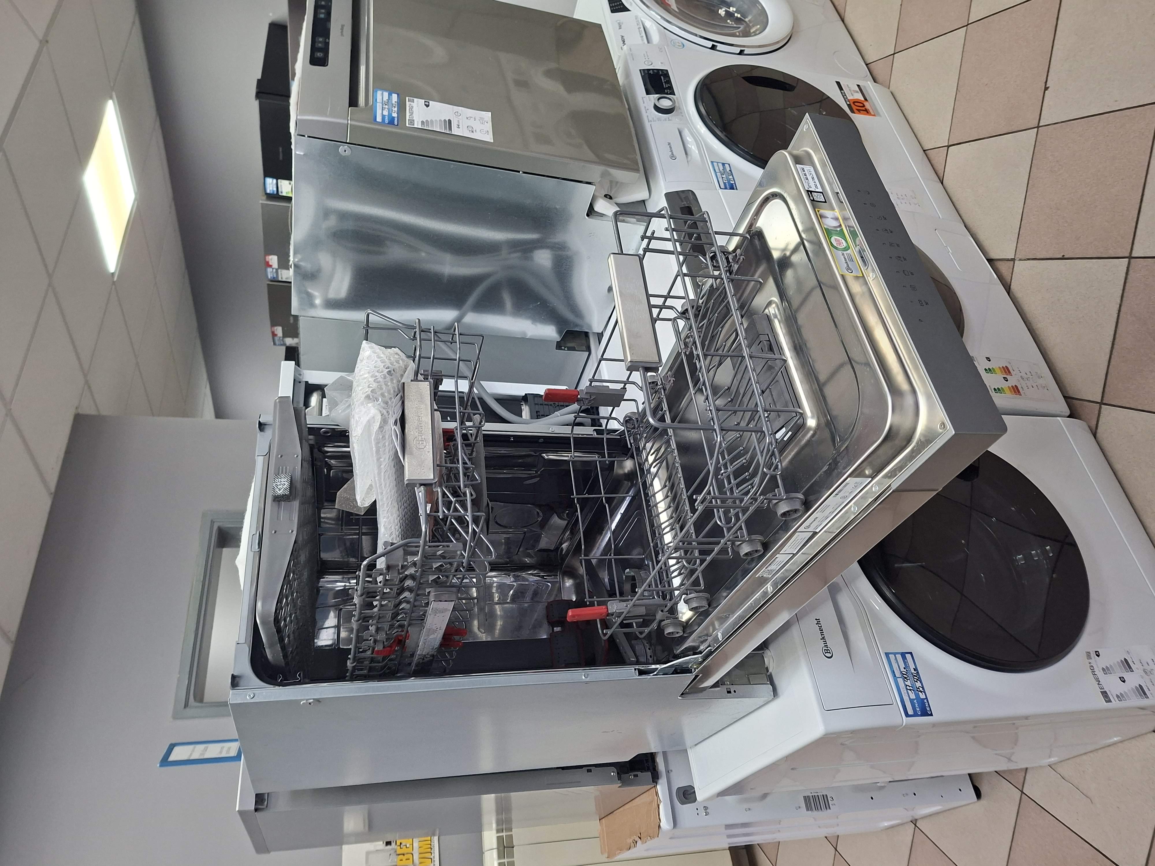 Sudo mašina Bauknecht BSUO 3O21 PF X, 45cm