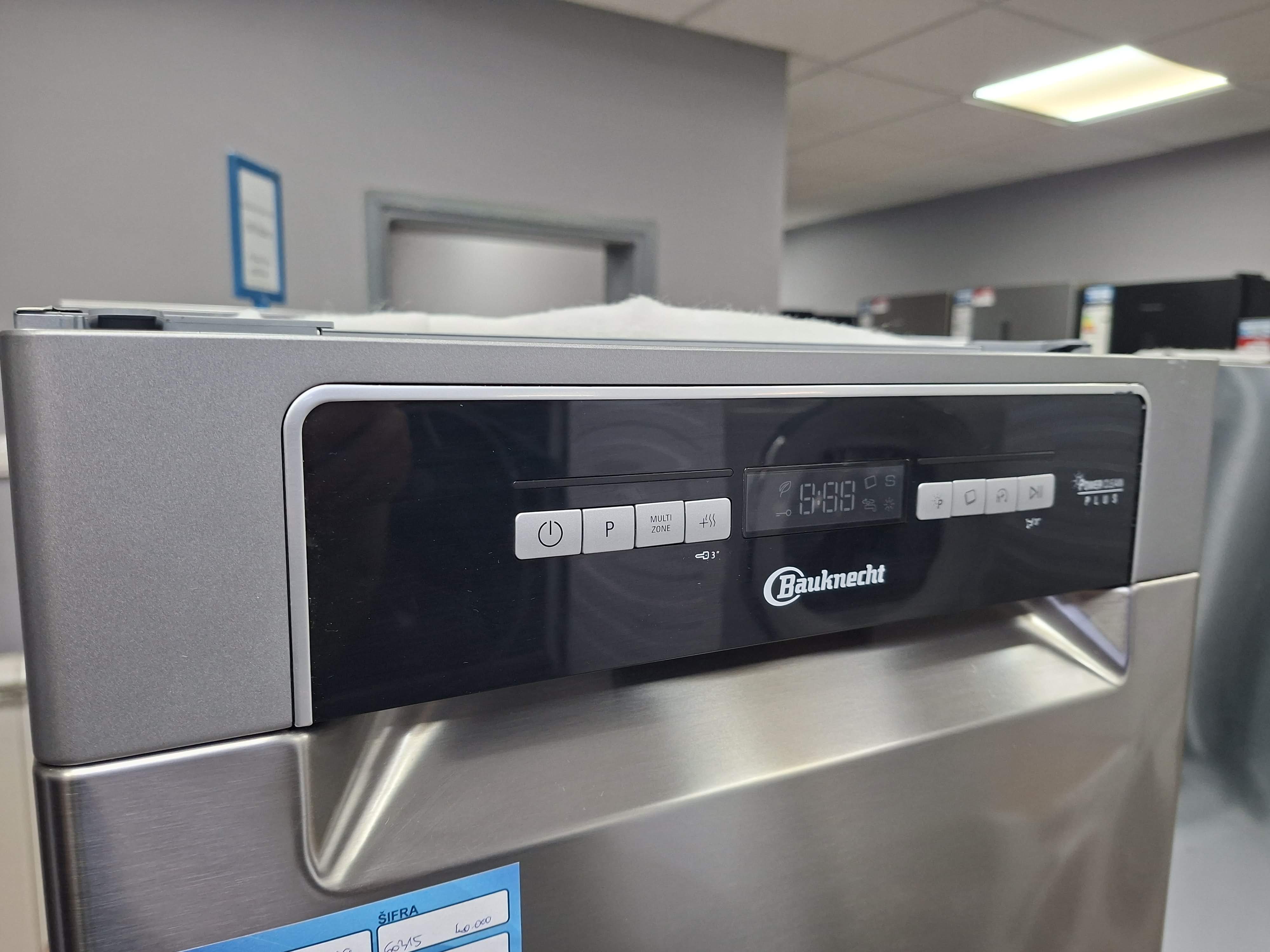 Sudo mašina Bauknecht BSUO 3O21 PF X, 45cm