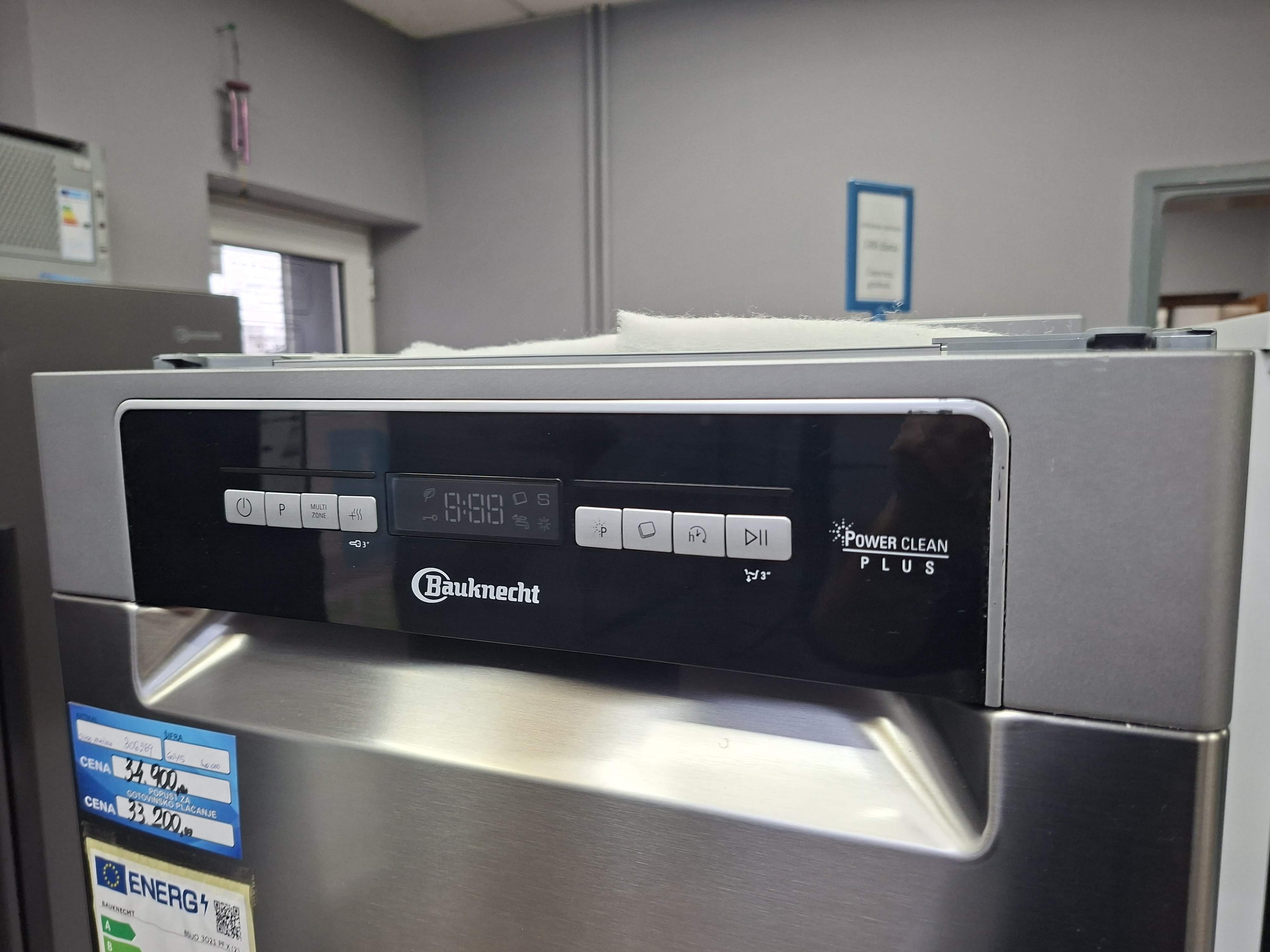 Sudo mašina Bauknecht BSUO 3O21 PF X, 45cm