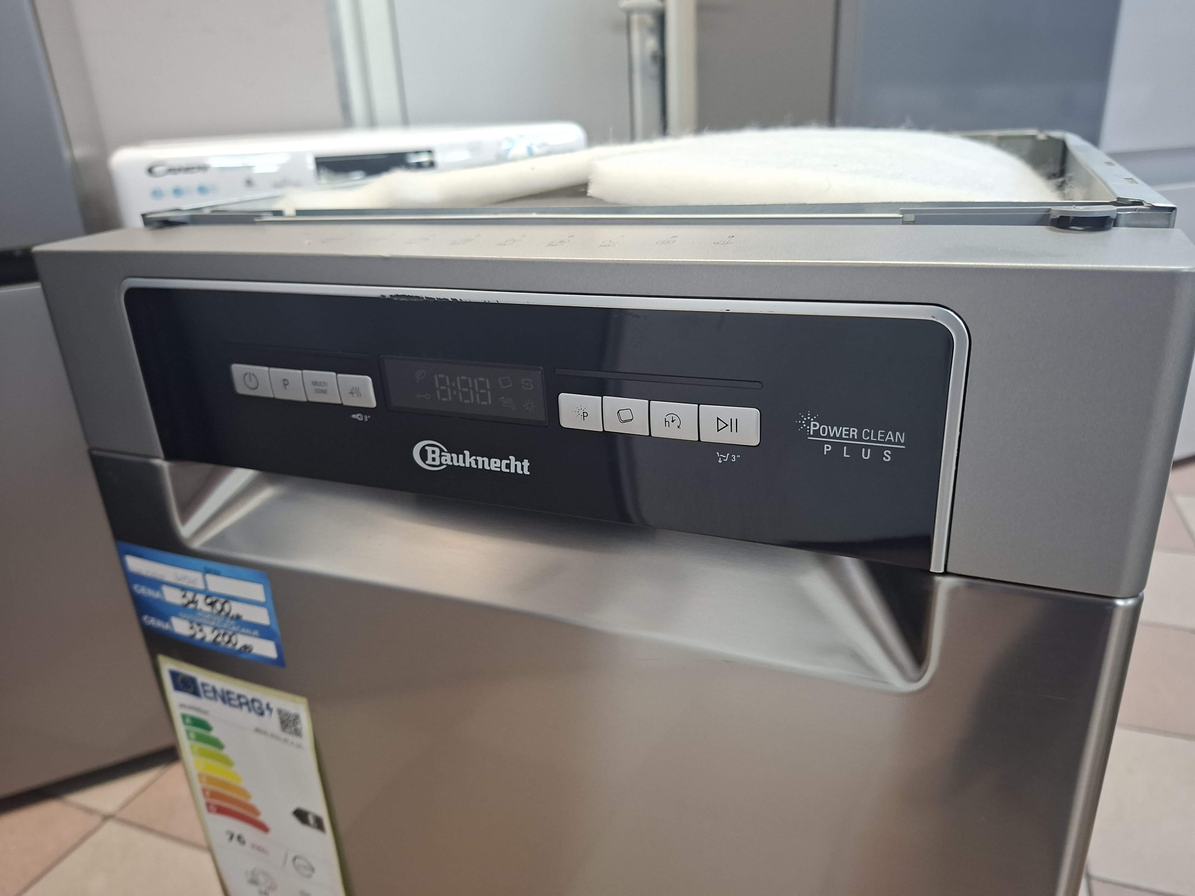 Sudo mašina Bauknecht BSUO 3O21 PF X, 45cm