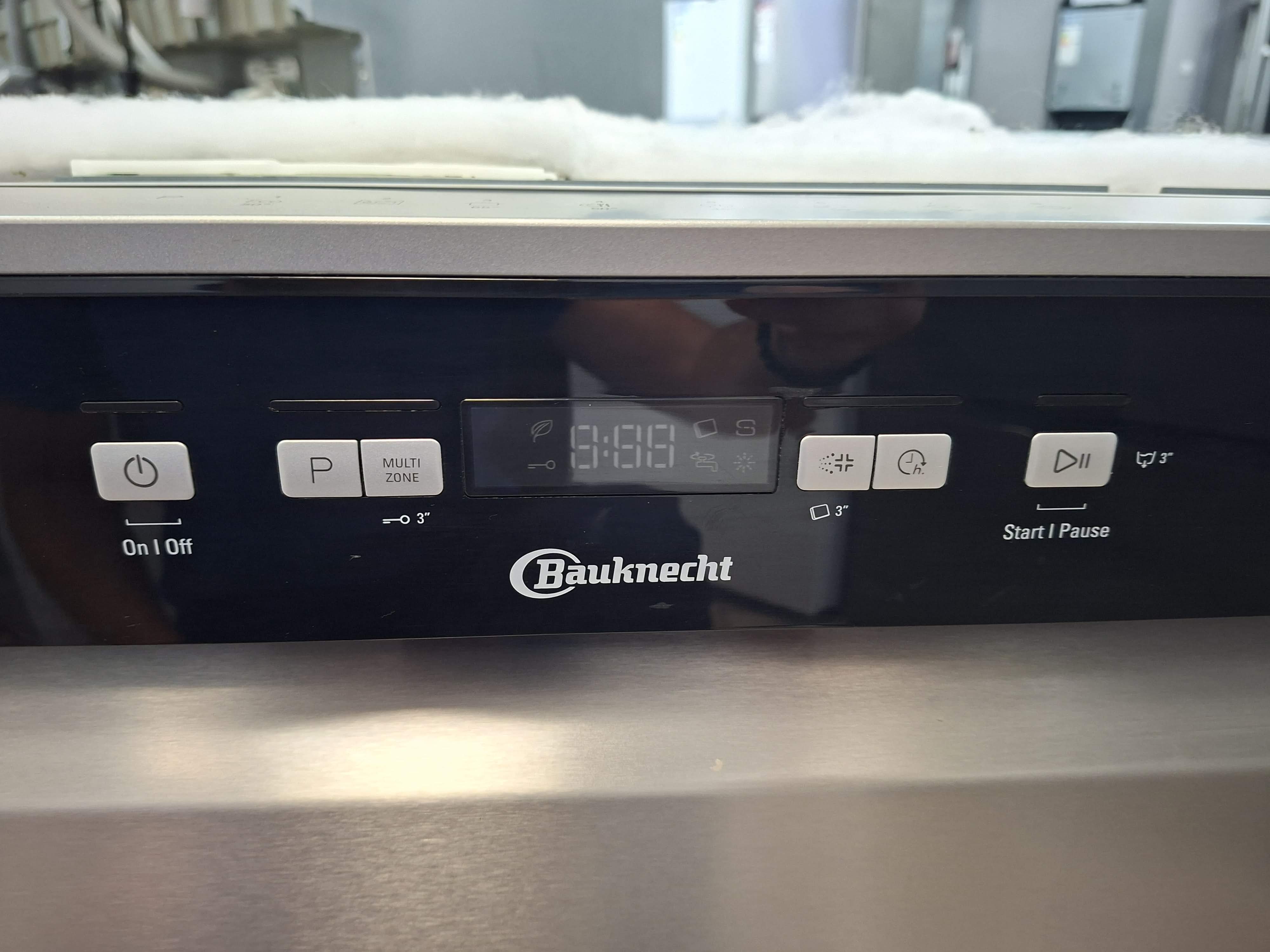 Sudo mašina Bauknecht OBUC Ecosilent 8650 , 14 kompleta