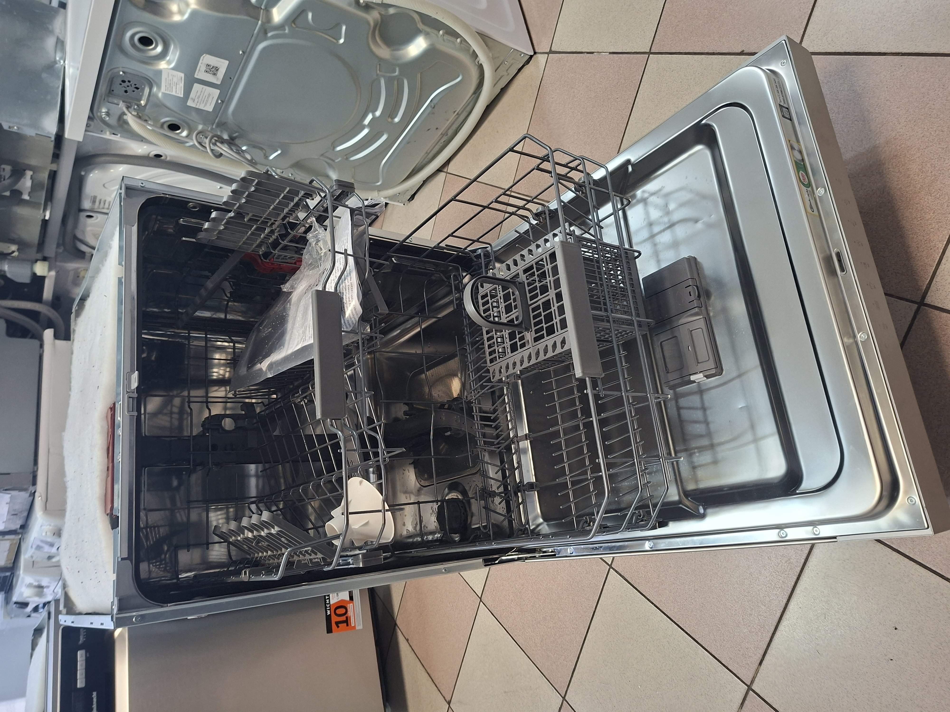 Sudo mašina Bauknecht OBUC Ecostar 5320, 14kompleta