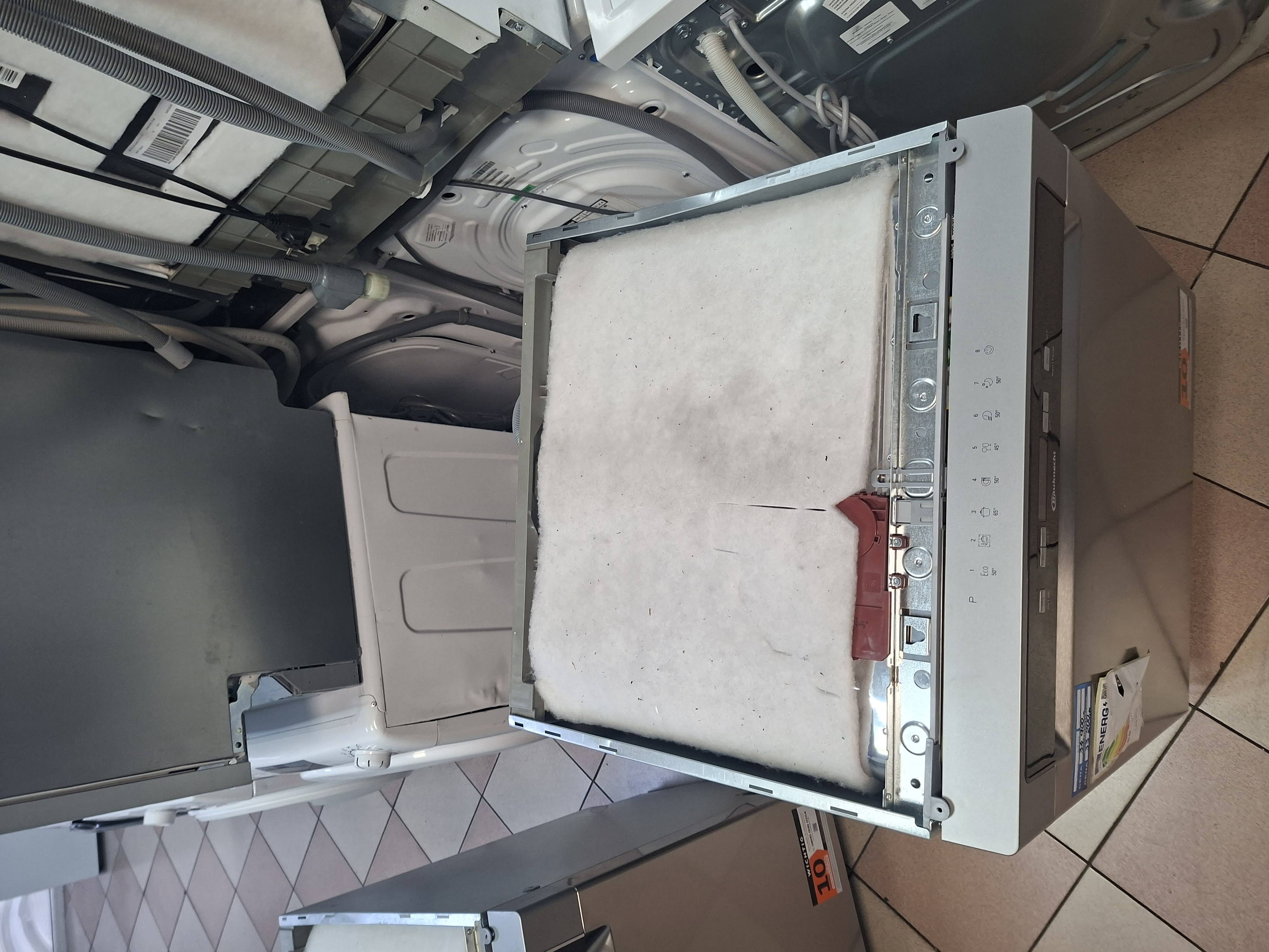 Sudo mašina Bauknecht OBUC Ecostar 5320, 14kompleta