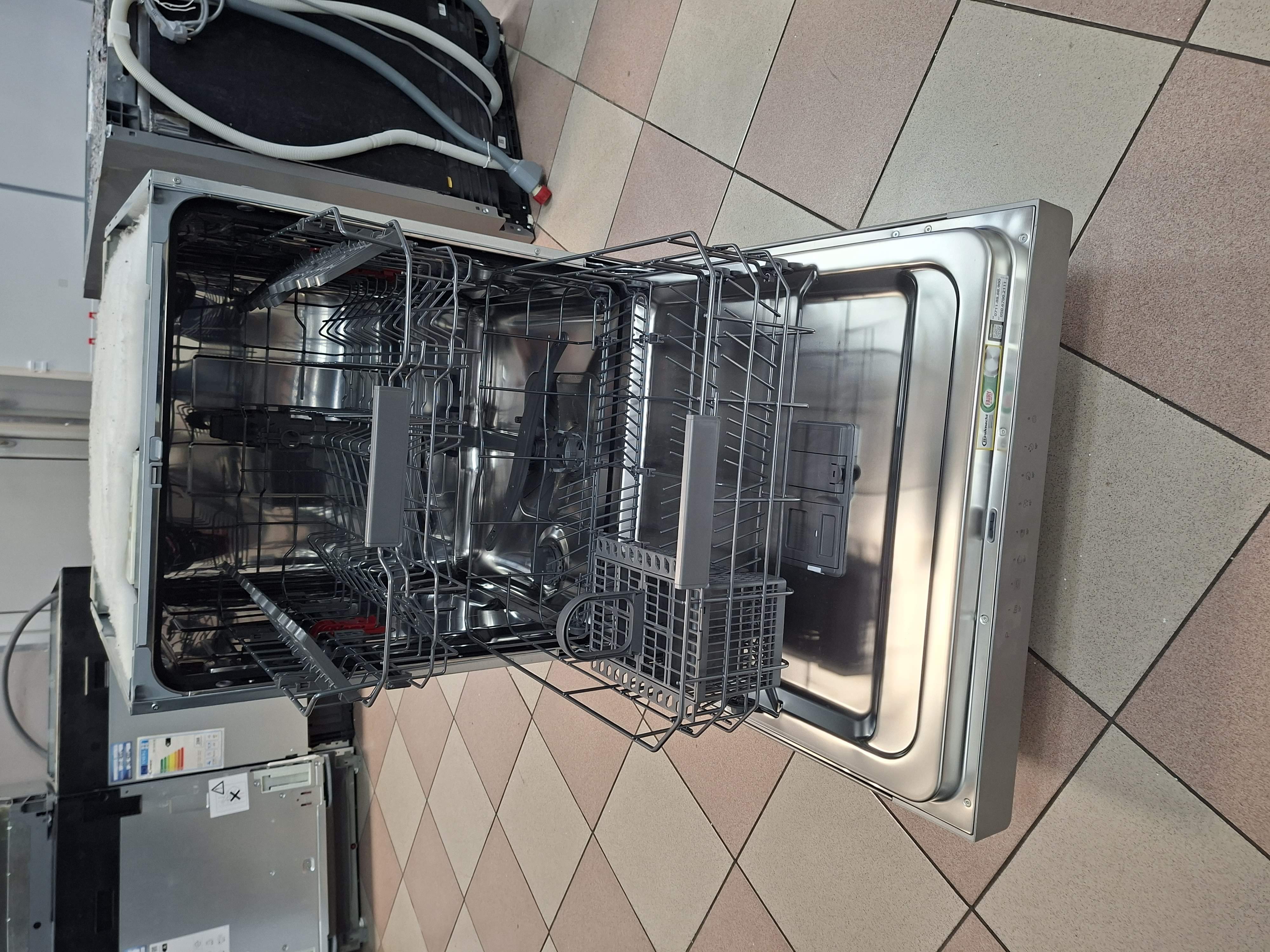 Sudo mašina Bauknecht OBUC Ecostar 5320, 14kompleta