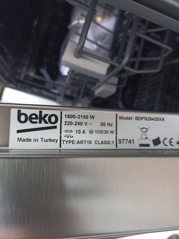 Sudo mašina Beko BDFN26420XA , 14 kompleta