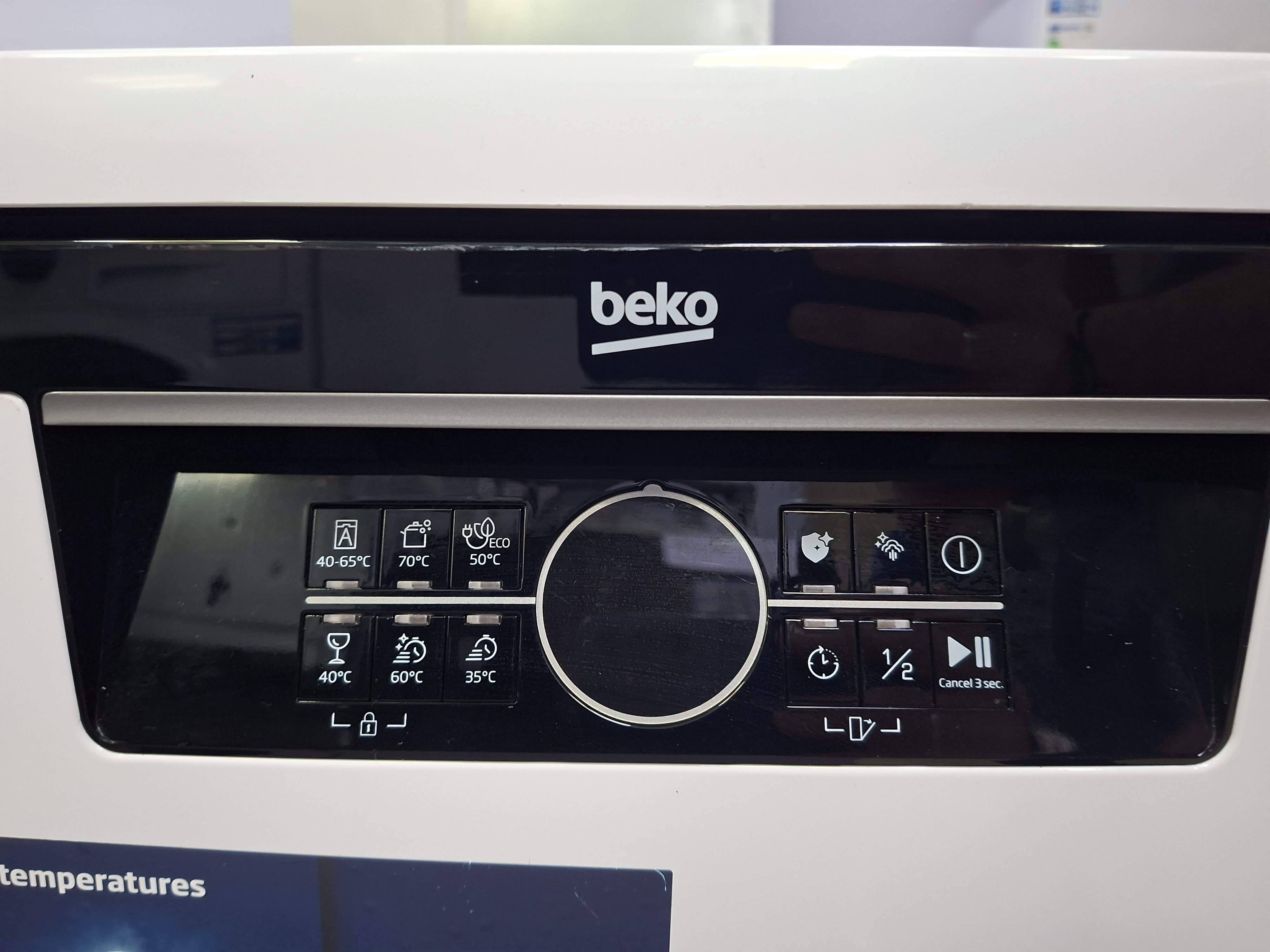 Sudo mašina Beko BDFN26530W, 14 kompleta