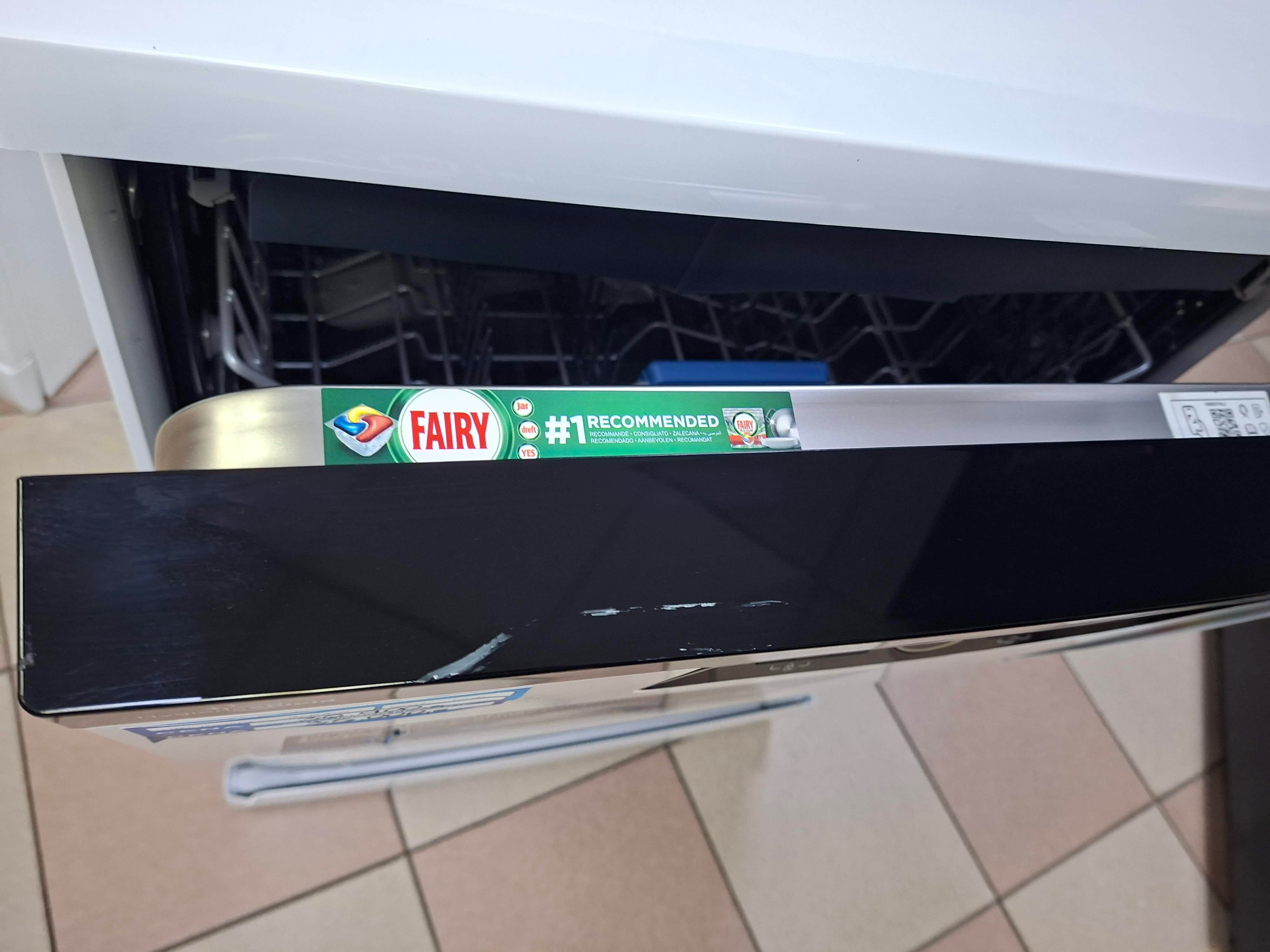 Sudo mašina Beko BDFN26530W, 14 kompleta