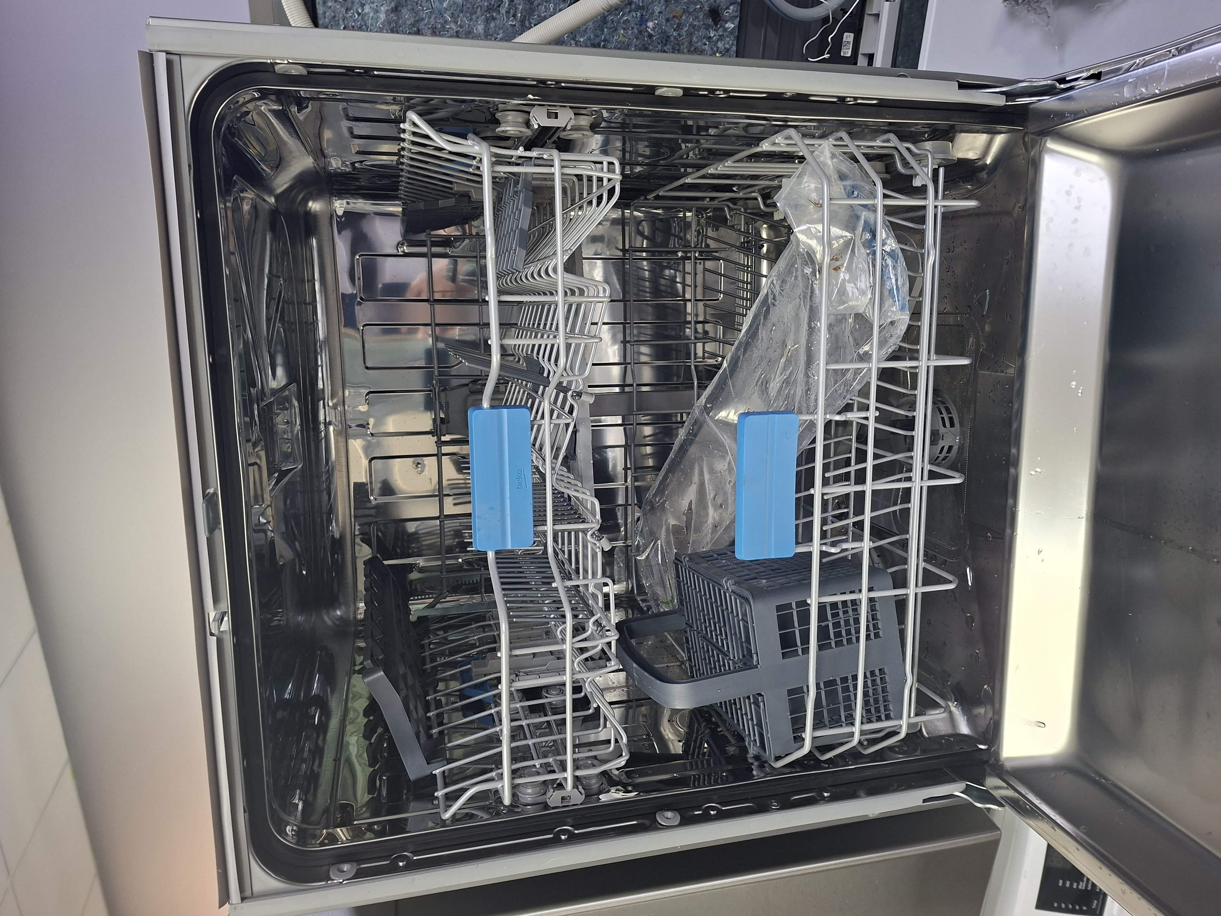 Sudo mašina Beko BDUN15O30X (2), 60cm