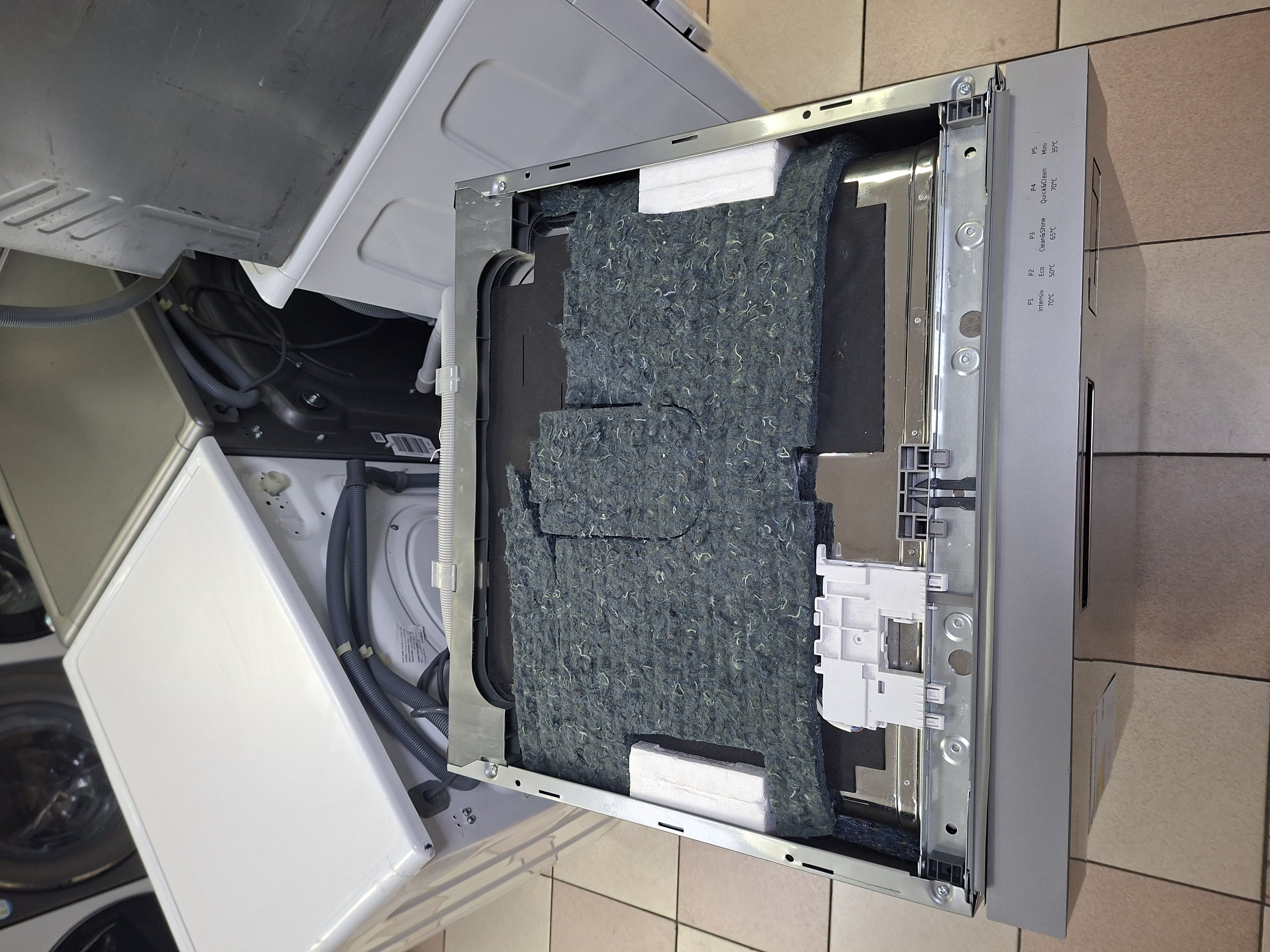 Sudo mašina Beko BDUN15O30X