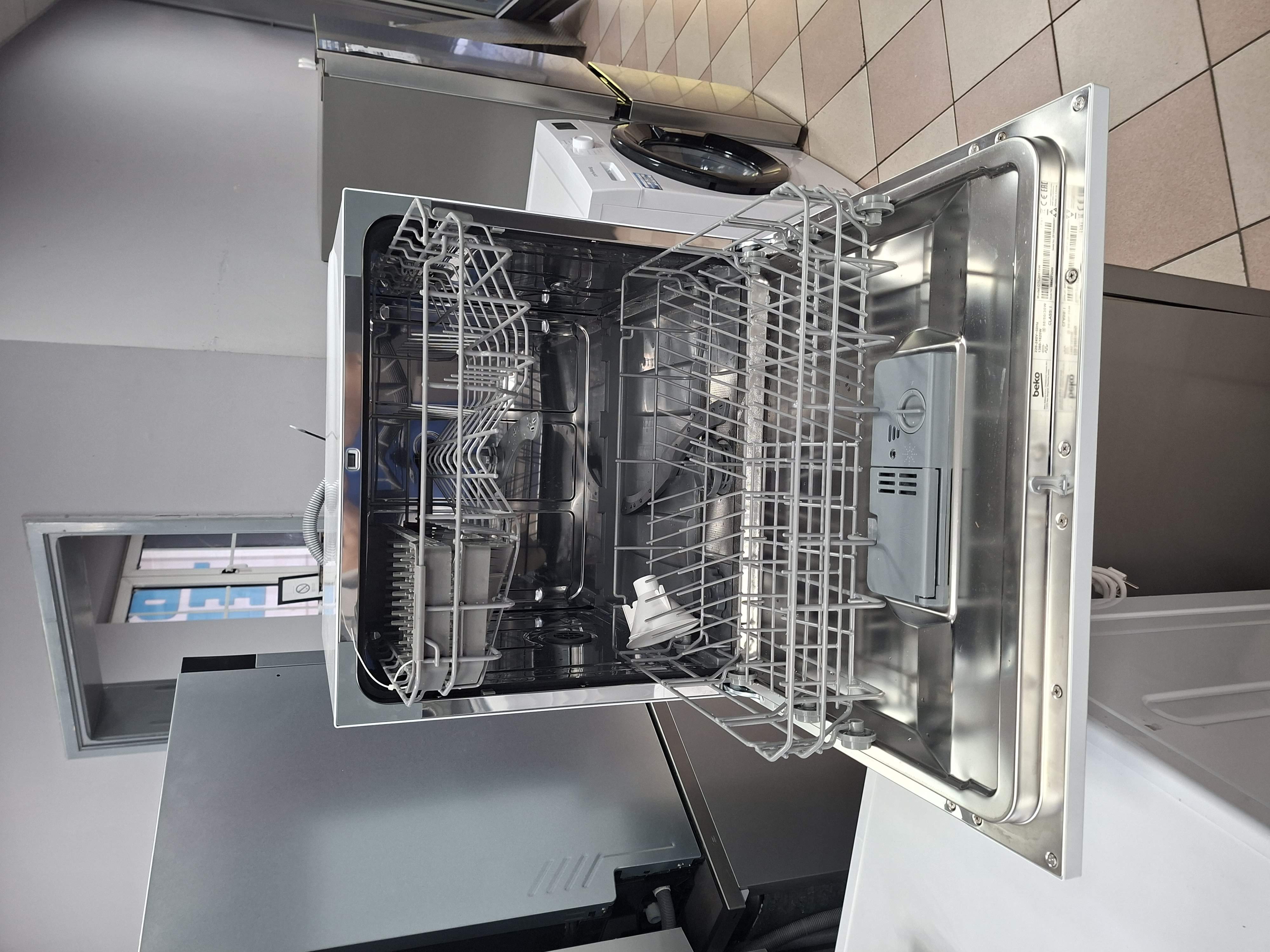 Sudo mašina Beko DTC36810W , 8 kompleta