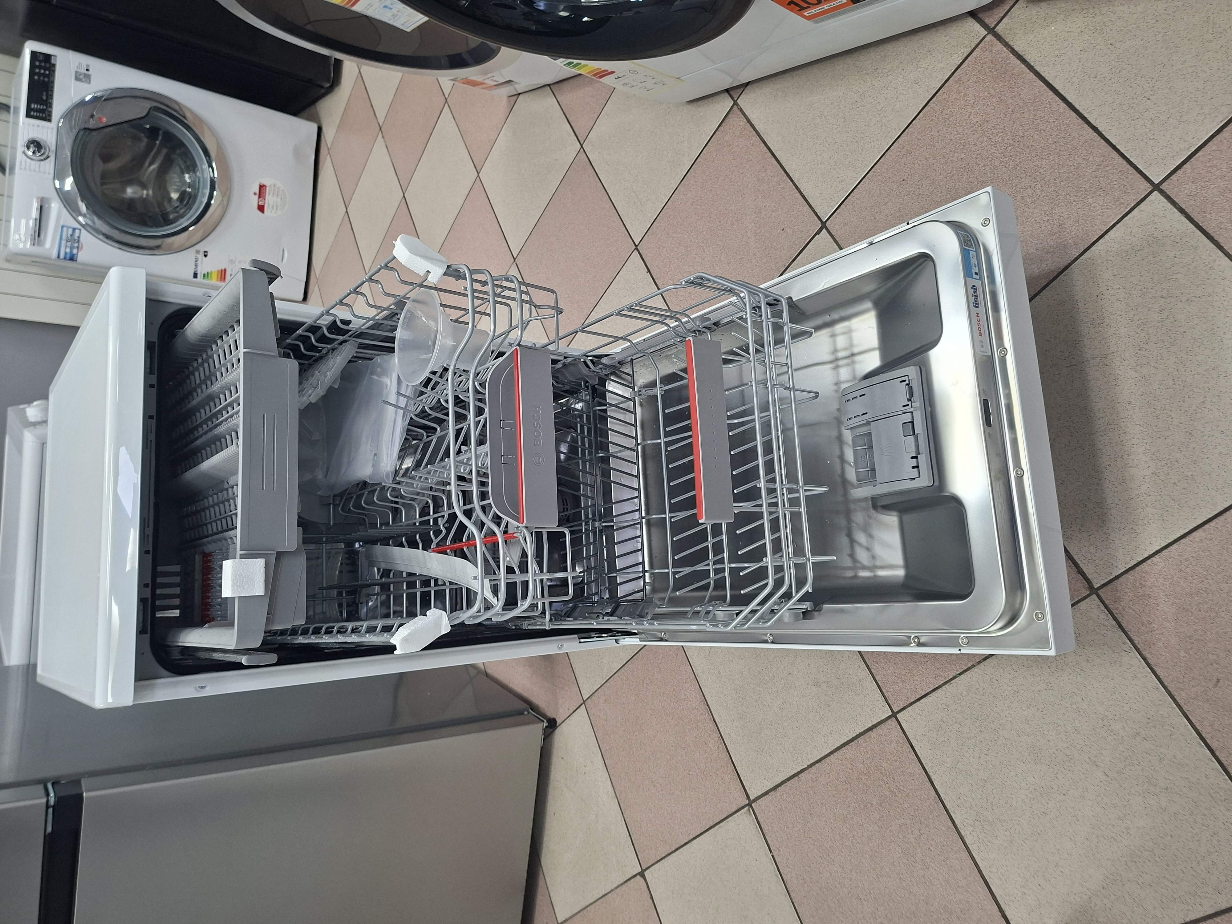 Sudo mašina Bosch SPS4HMW13E , 45 cm.