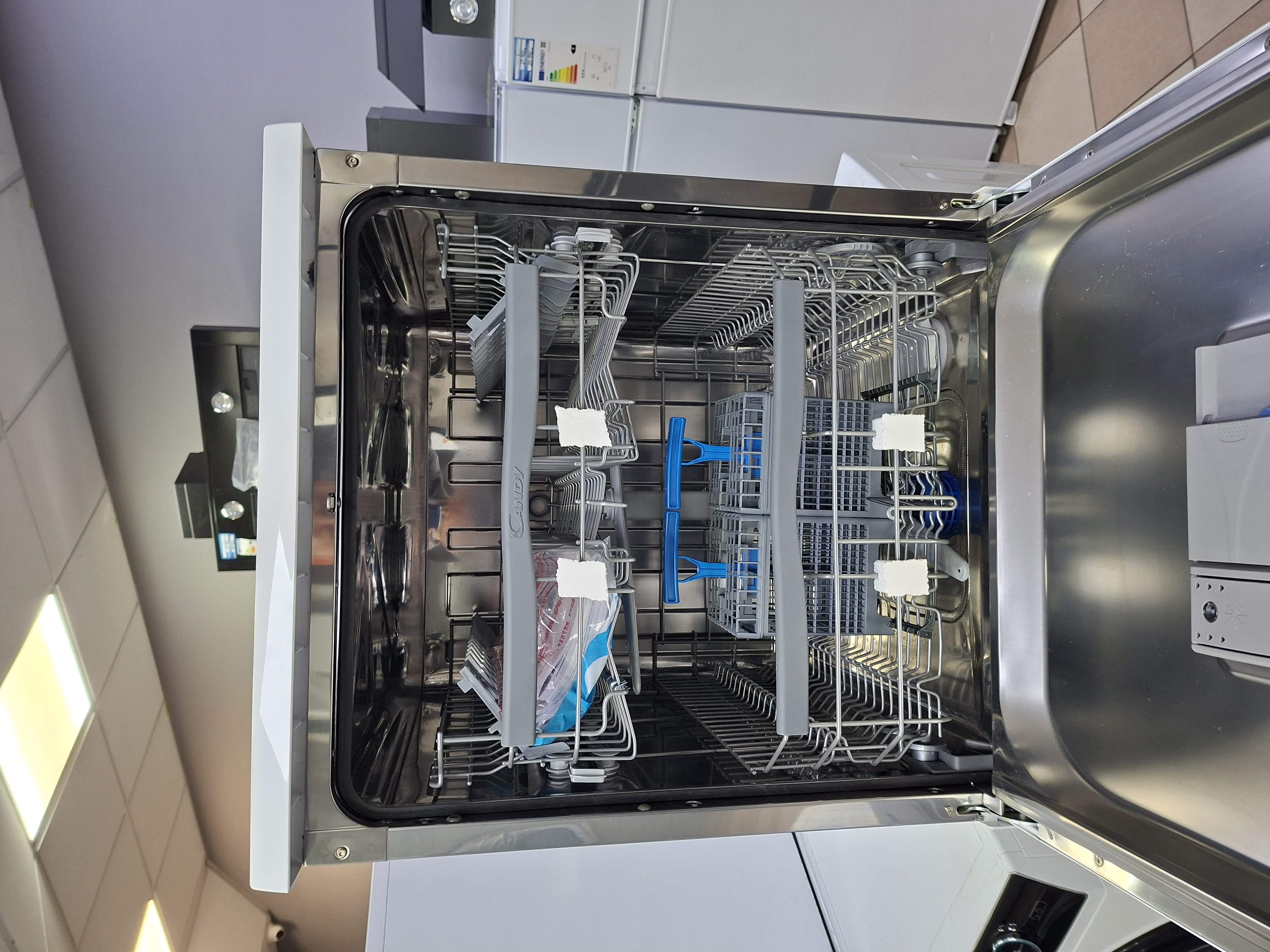 Sudo mašina Candy CDP 1LS64 W/T, 16kompleta