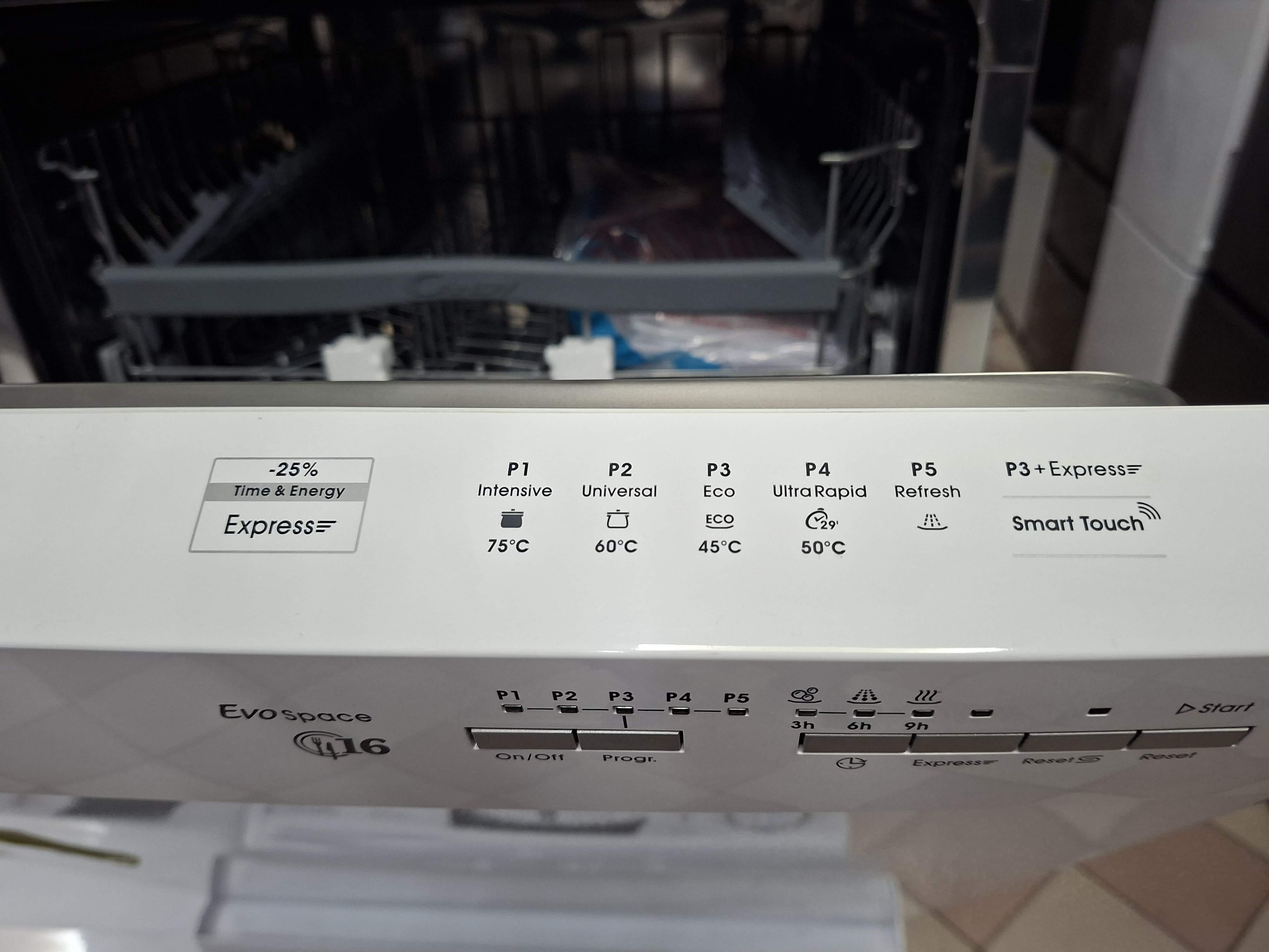 Sudo mašina Candy CDP 1LS64 W/T, 16kompleta