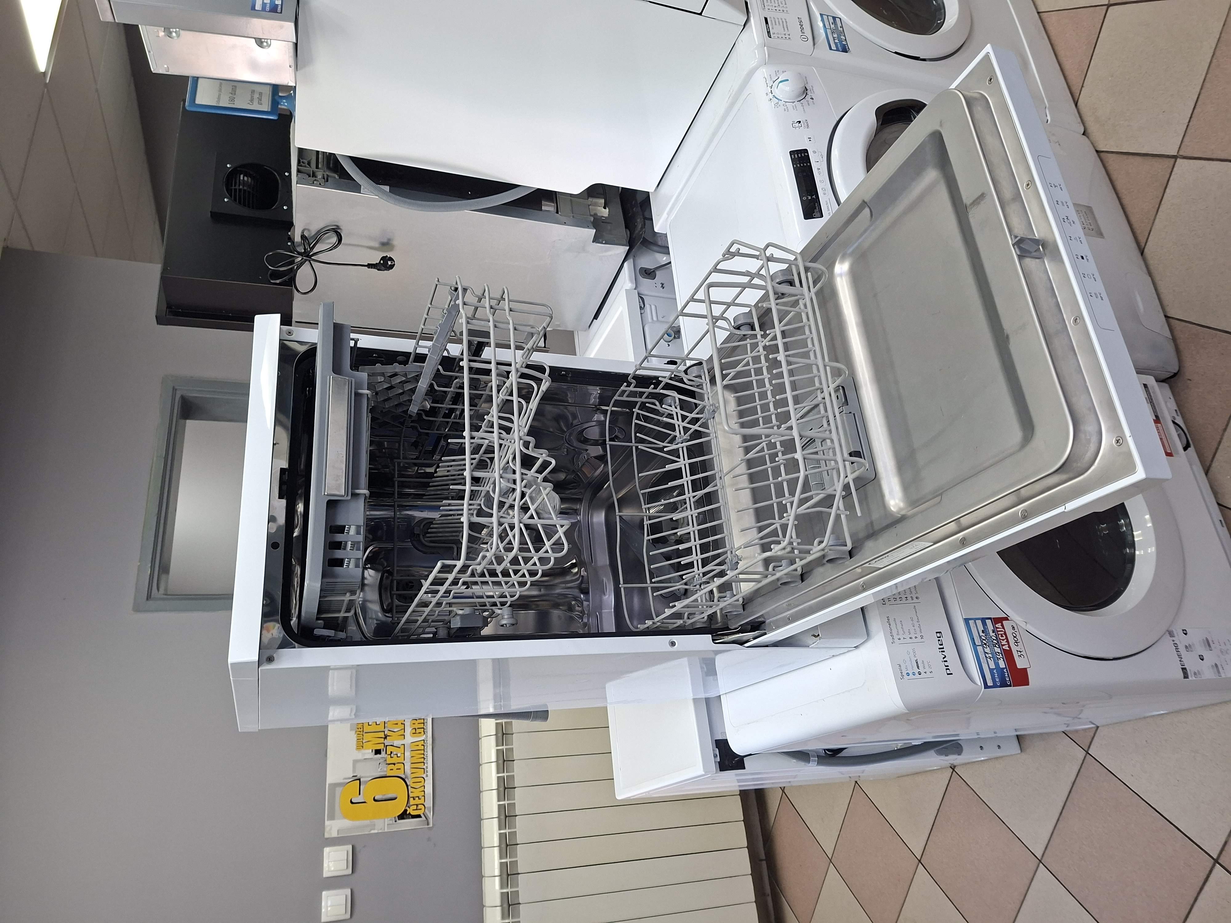 Sudo mašina Candy CDPH 2D1145W , 11 kompleta
