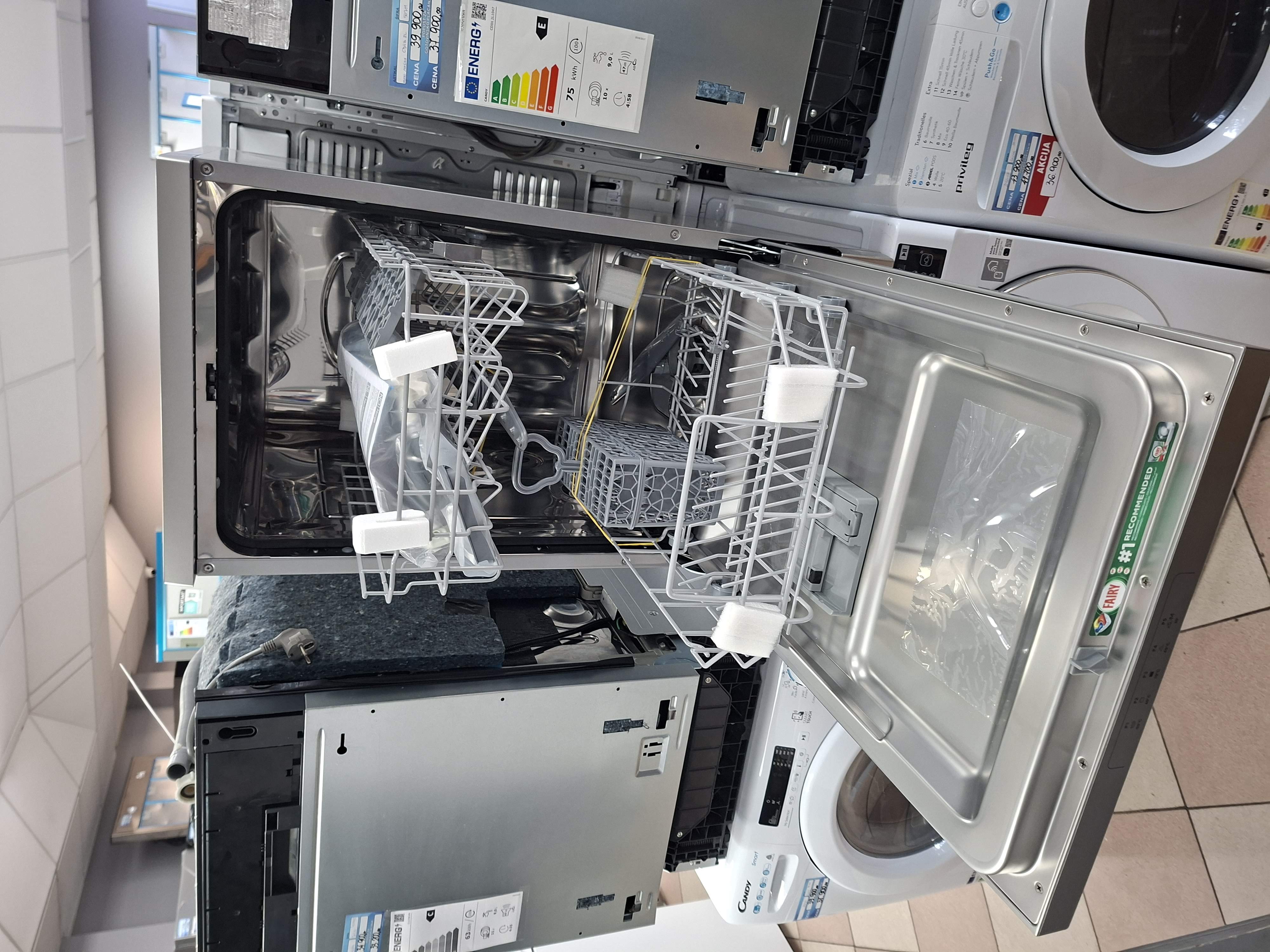 Sudo mašina Candy CDPH 2L1049S  , 10 kompleta