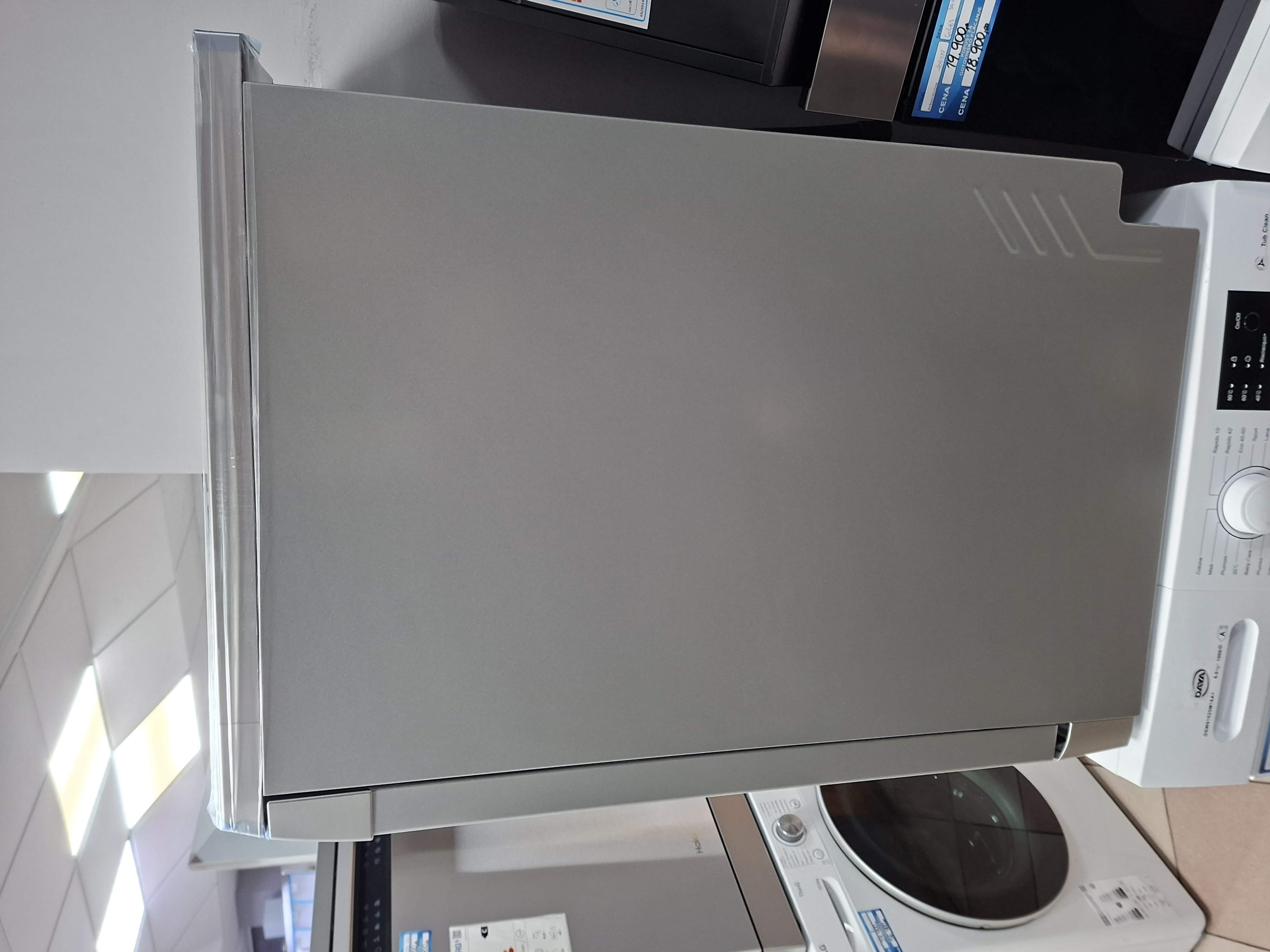 Sudo mašina Candy CDPH 2L1049S, 10 kompleta