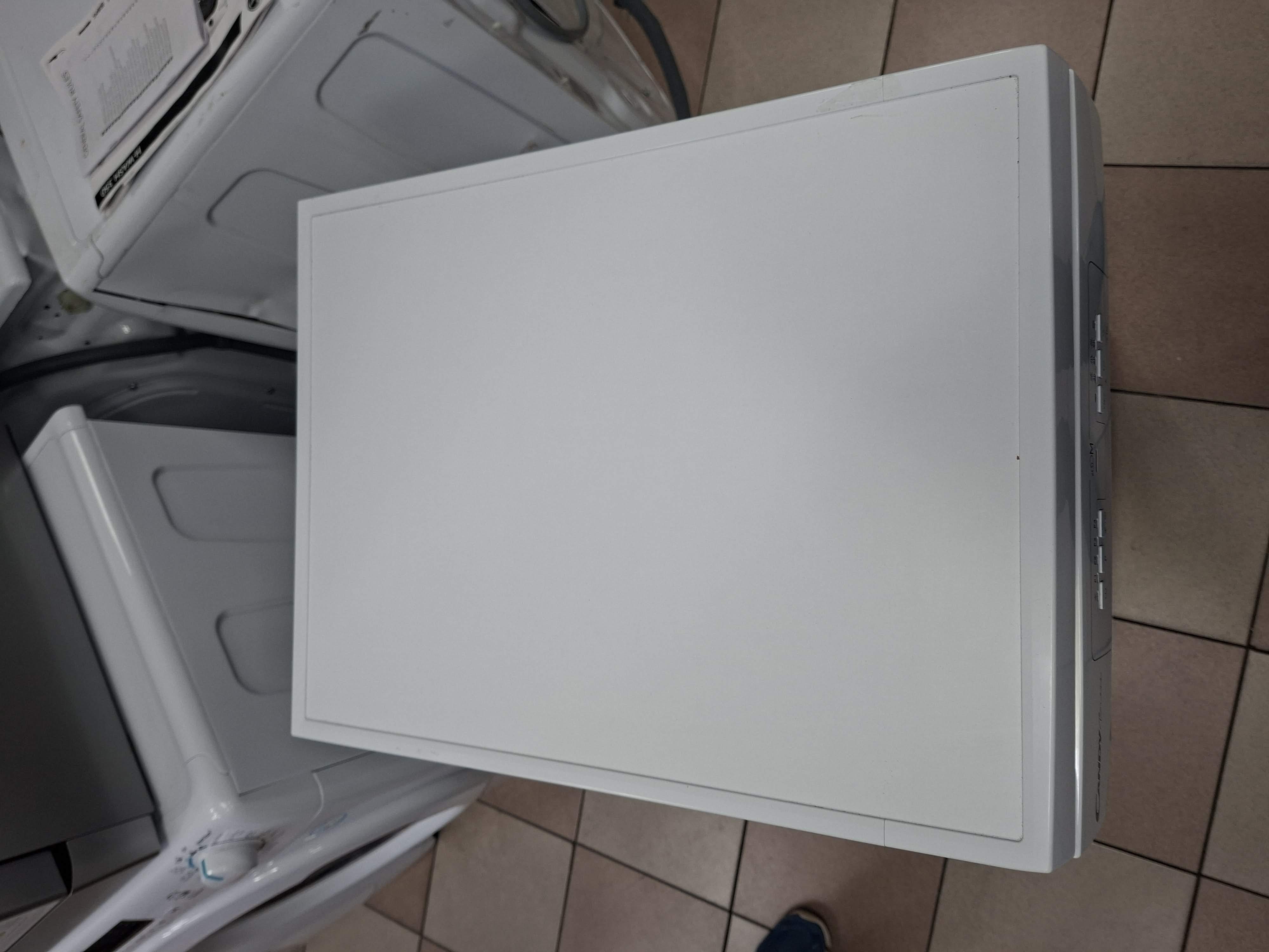 Sudo mašina Candy CDPH 2L1049W-01  , 10 kompleta