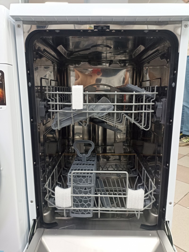 Sudo masina Candy CDPH 2L949W , 9 kompleta