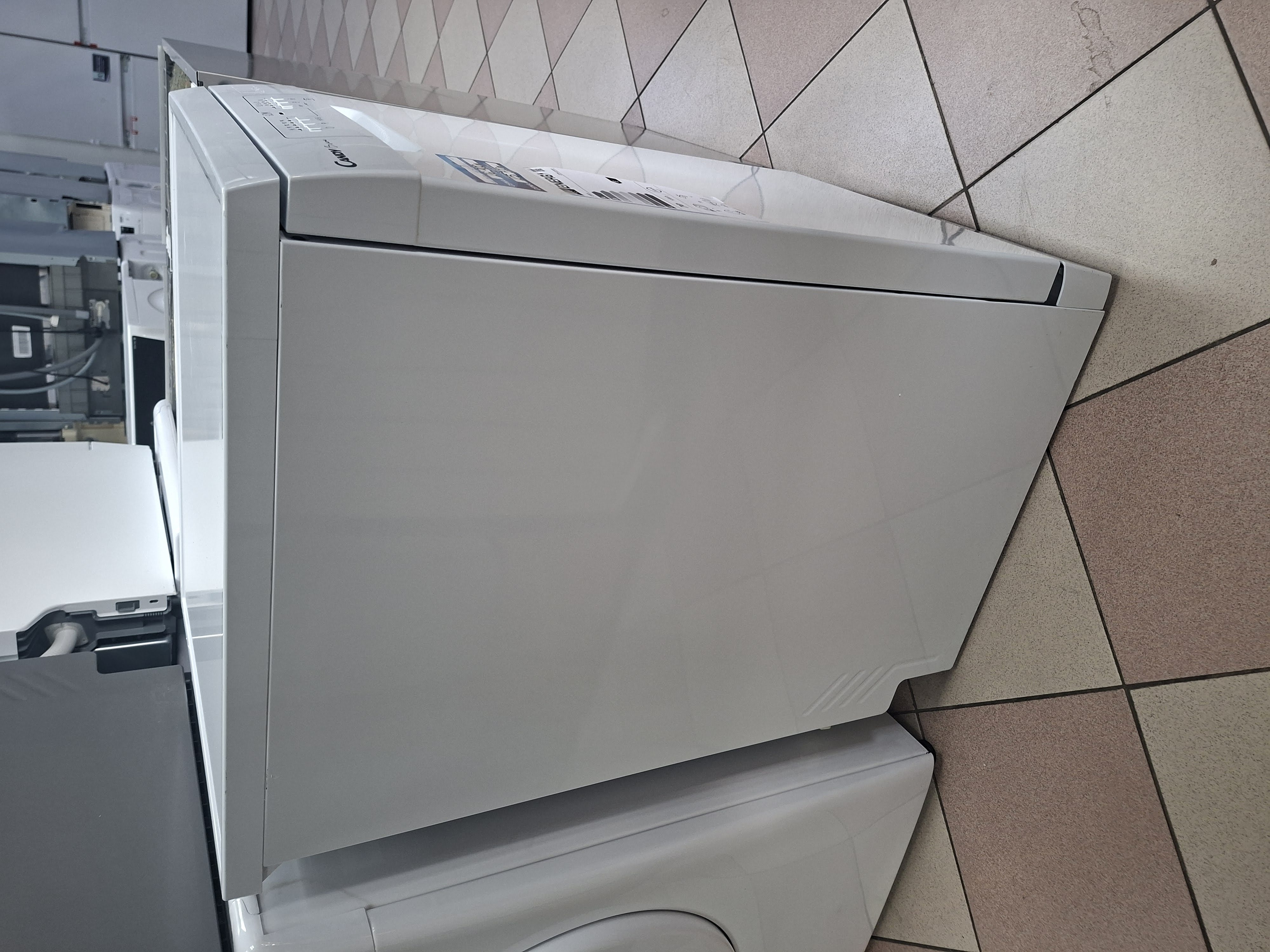 Sudo mašina Candy CDPH 2L949W, 9 kompleta