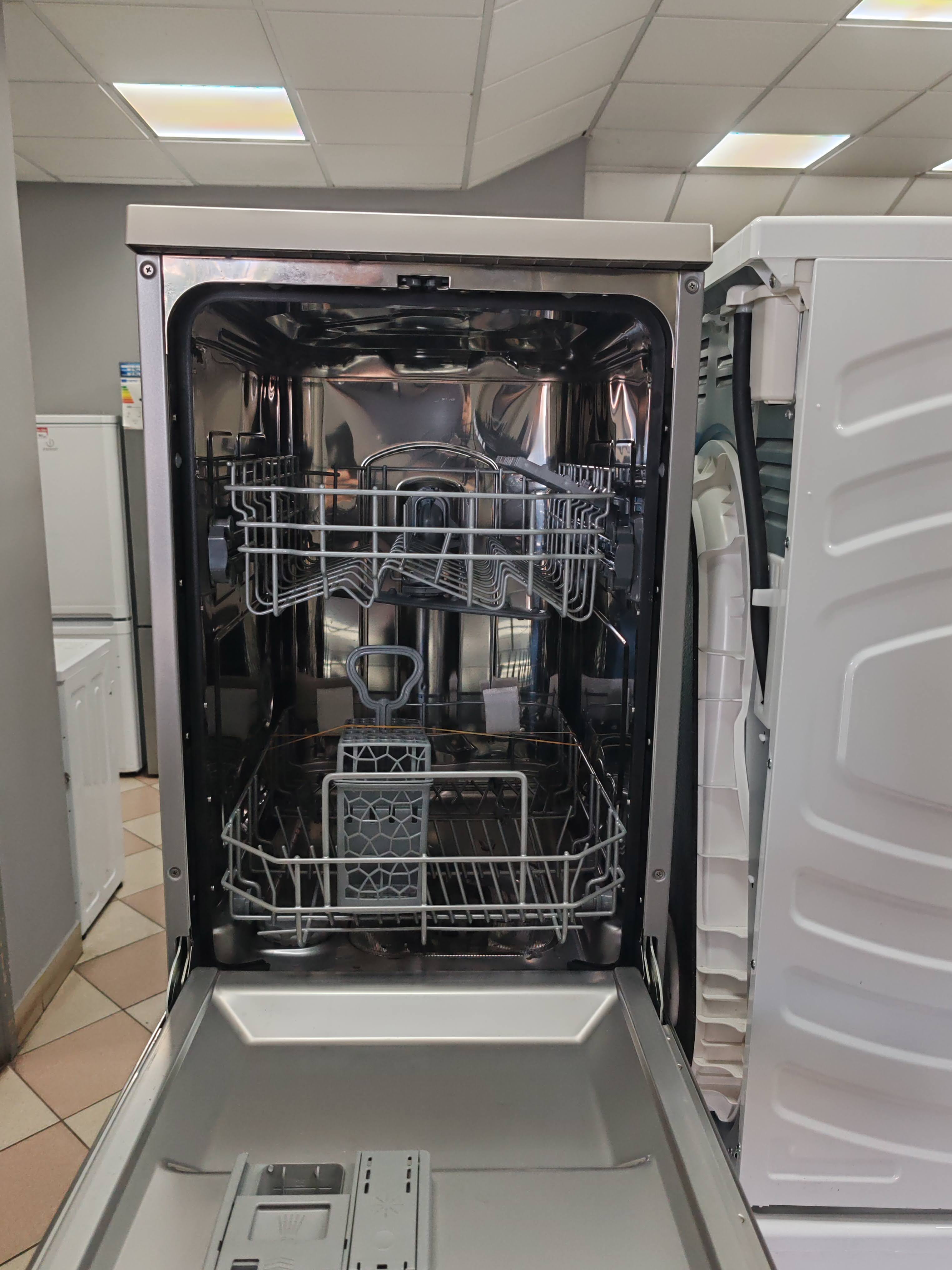 Sudo masina Candy CDPH 2L949X , 9 kompleta