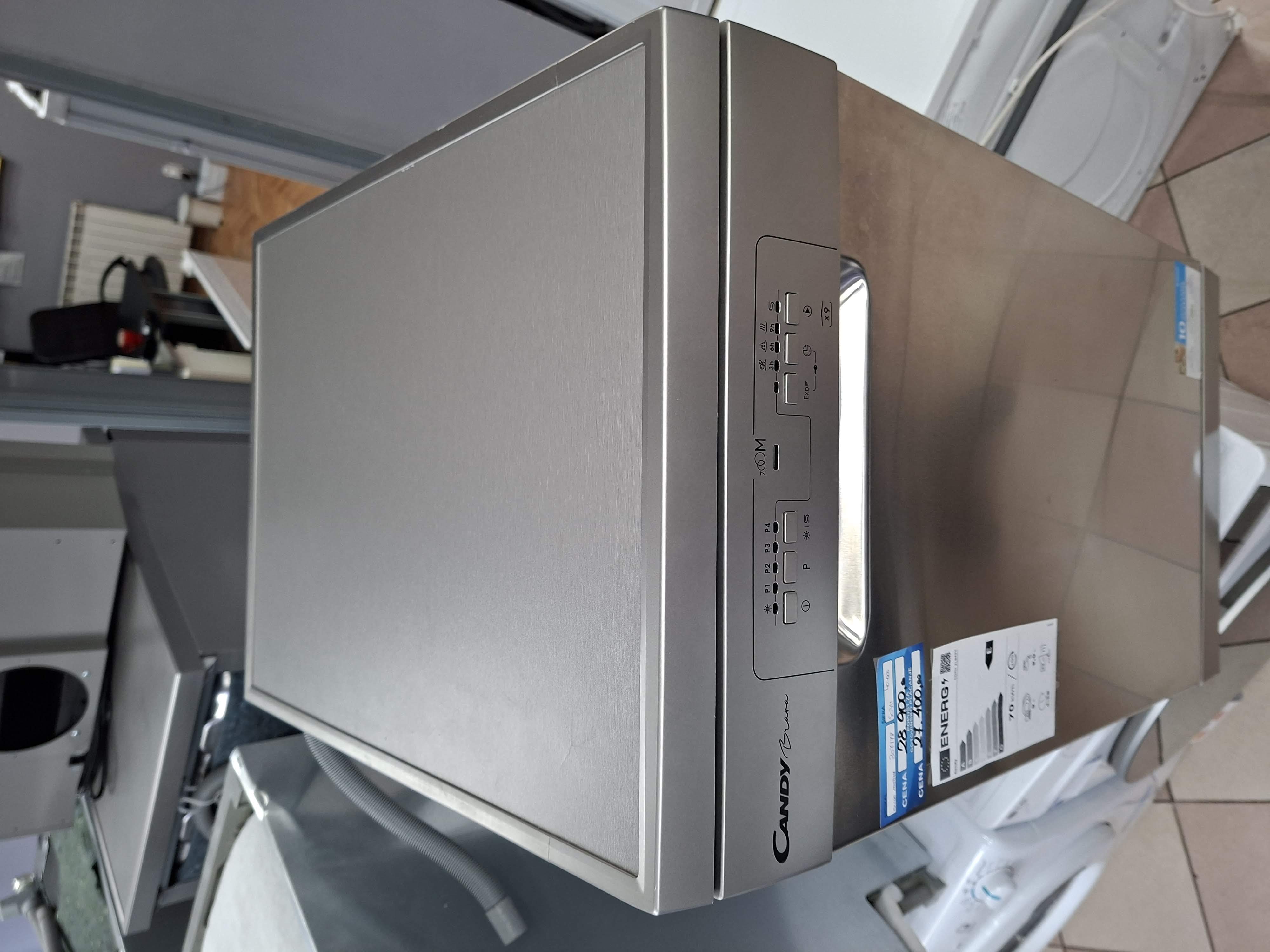 Sudo mašina Candy CDPH 2L949X, 9 kompleta