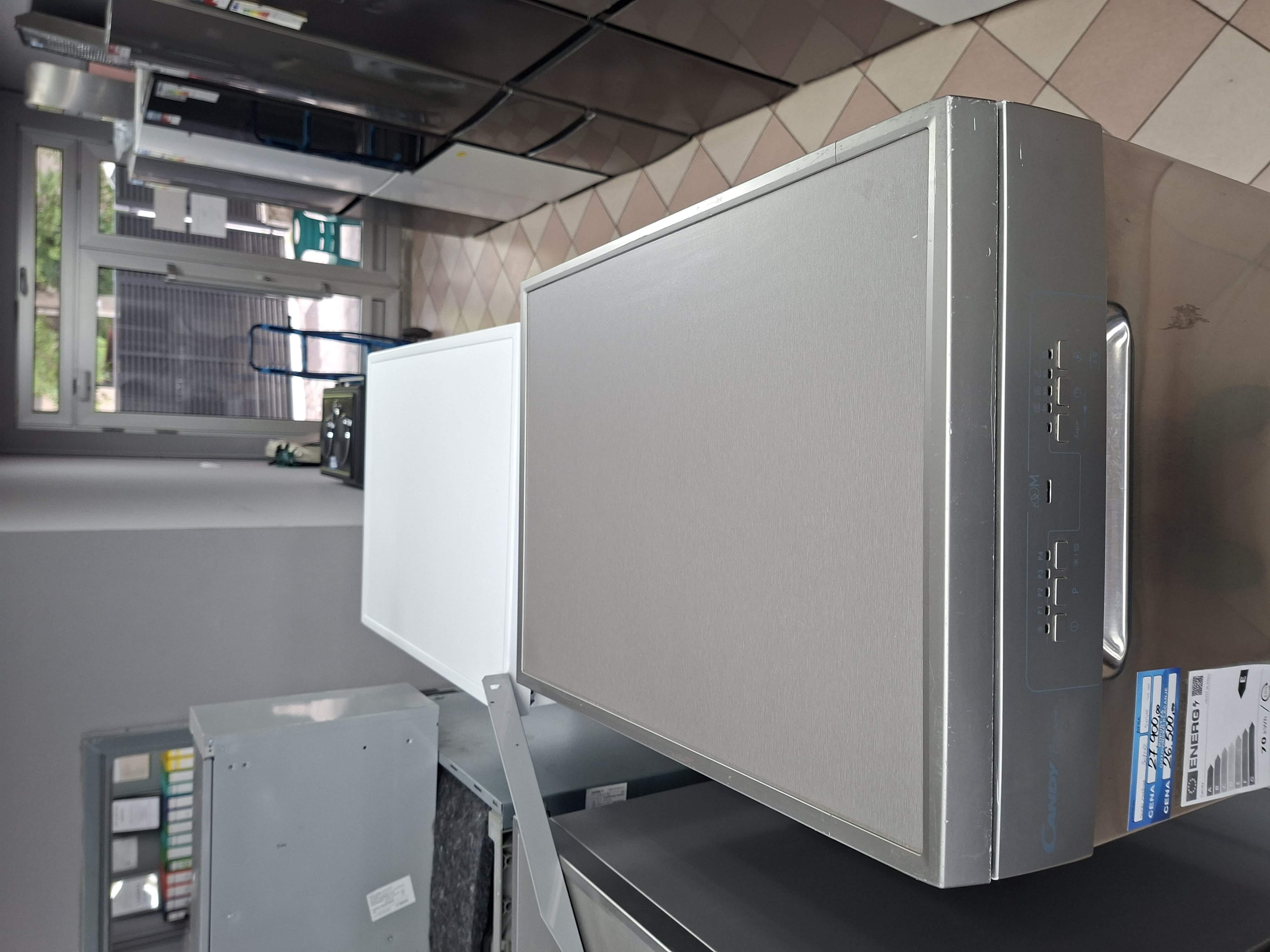 Sudo mašina Candy CDPH 2L949X, 9 kompleta