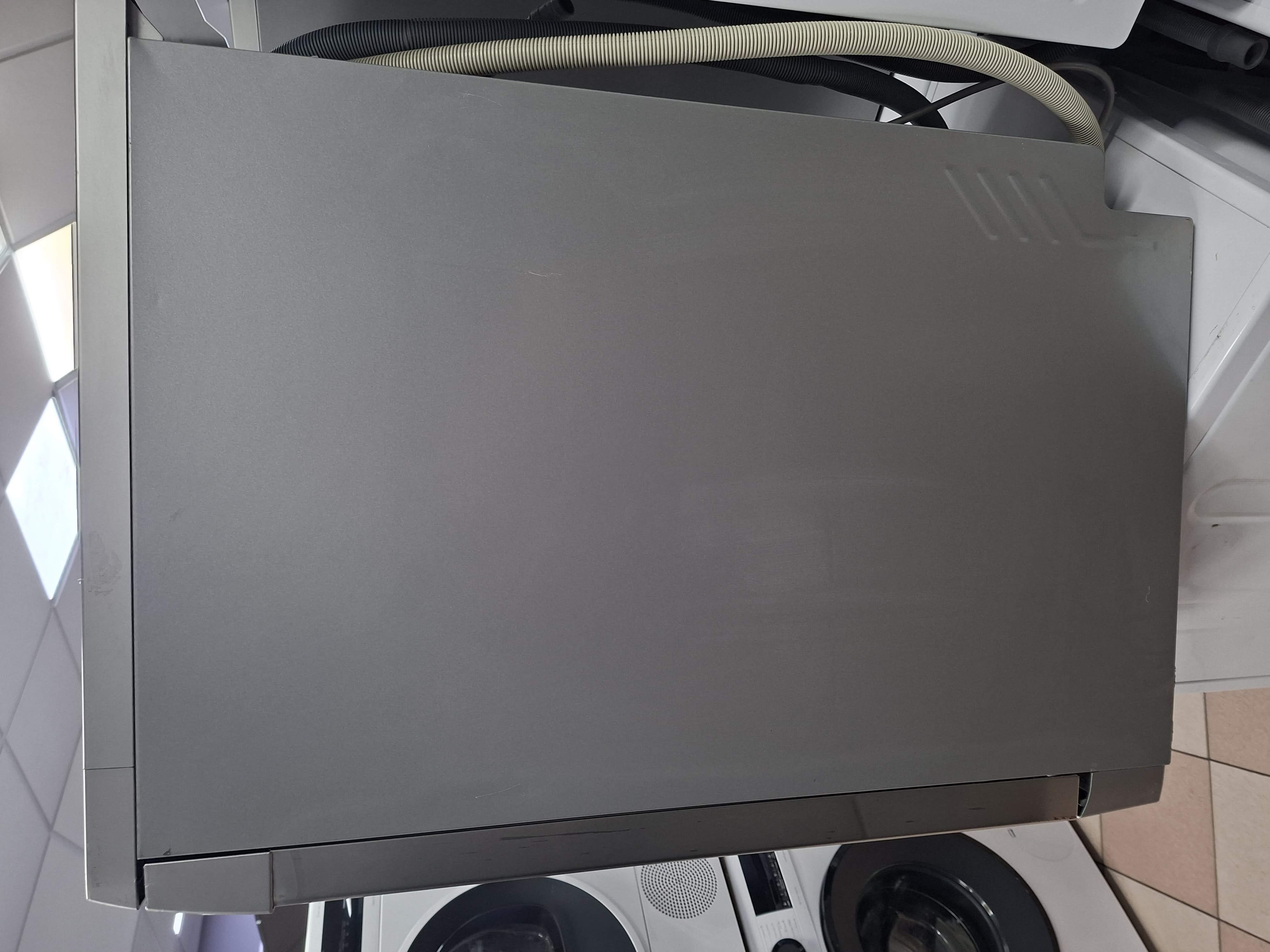 Sudo mašina Candy CDPH 2L949X, 9 kompleta