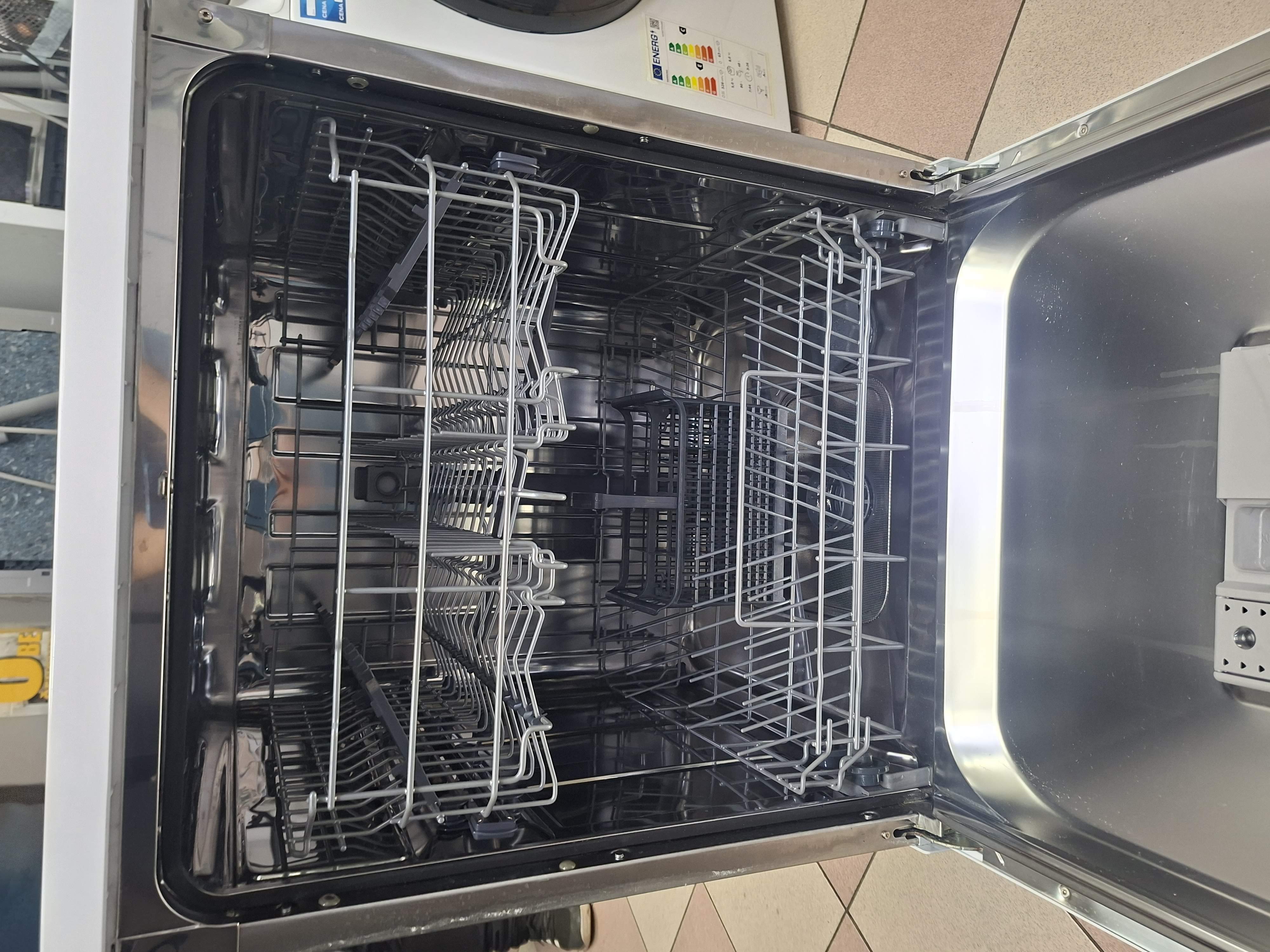 Sudo mašina Candy CDPN 1L390PW, 13kompleta