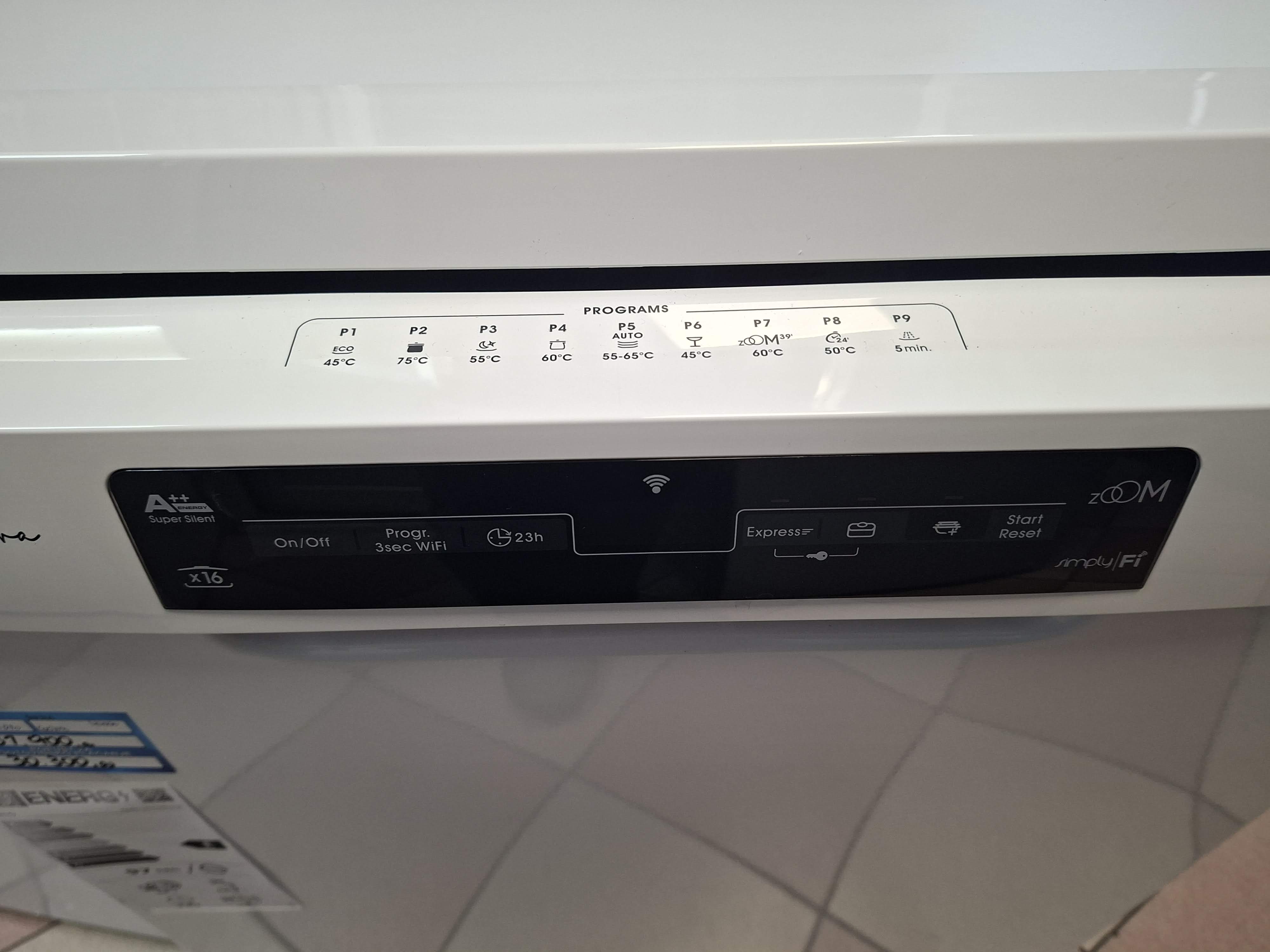 Sudo mašina Candy CDPN 2D620 PW/E, 16 kompleta